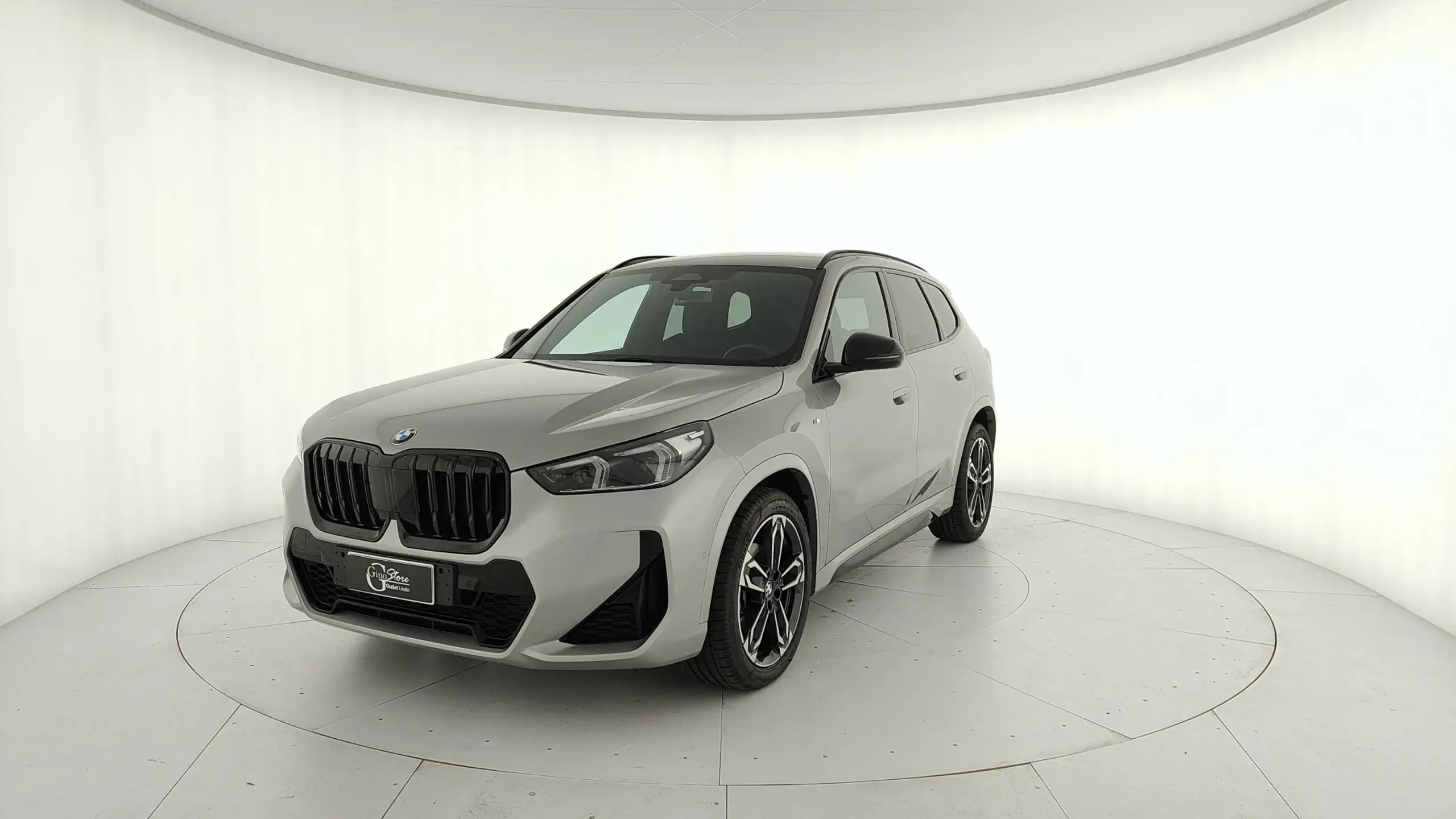 BMW - X1