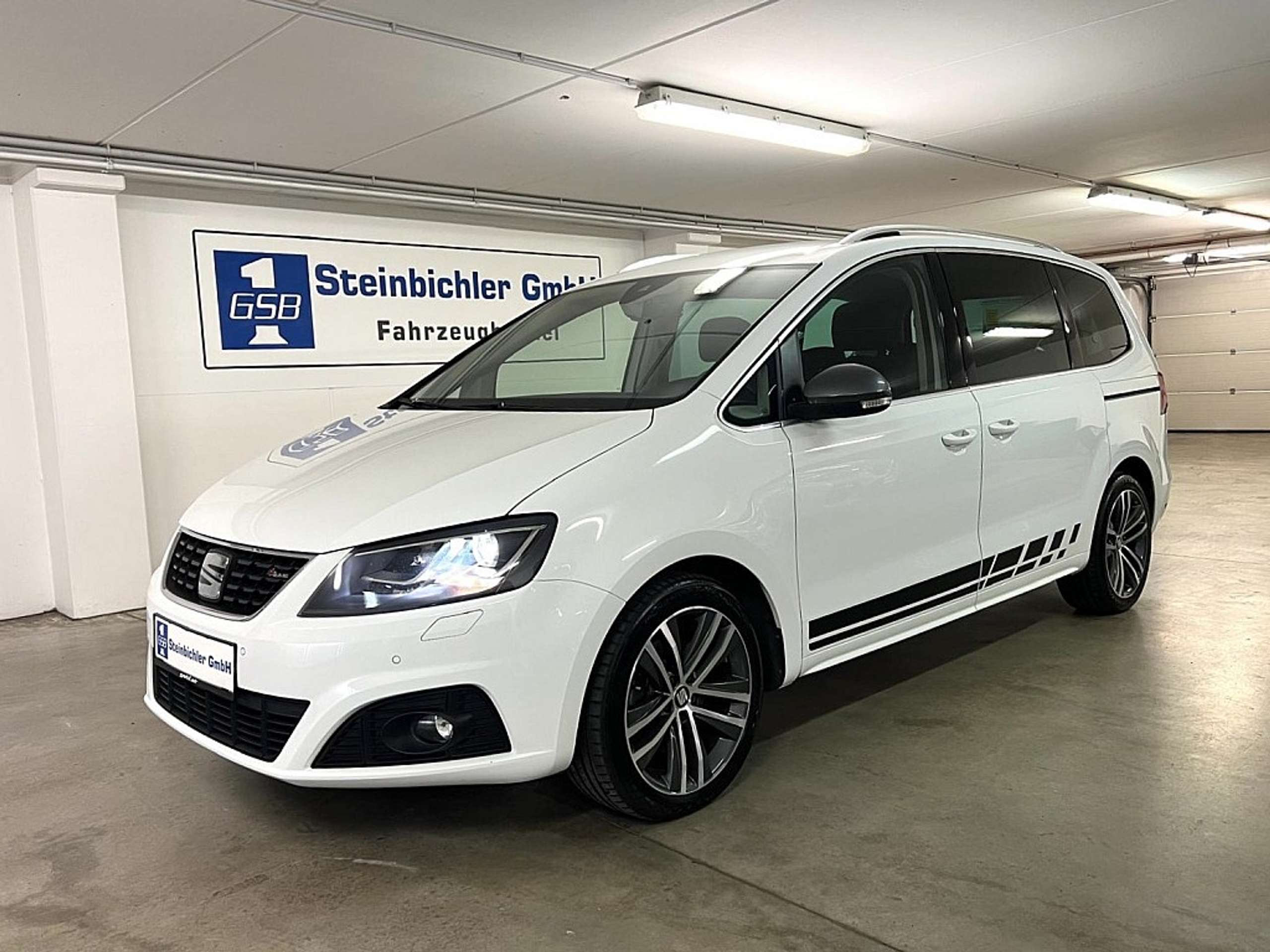 SEAT - Alhambra