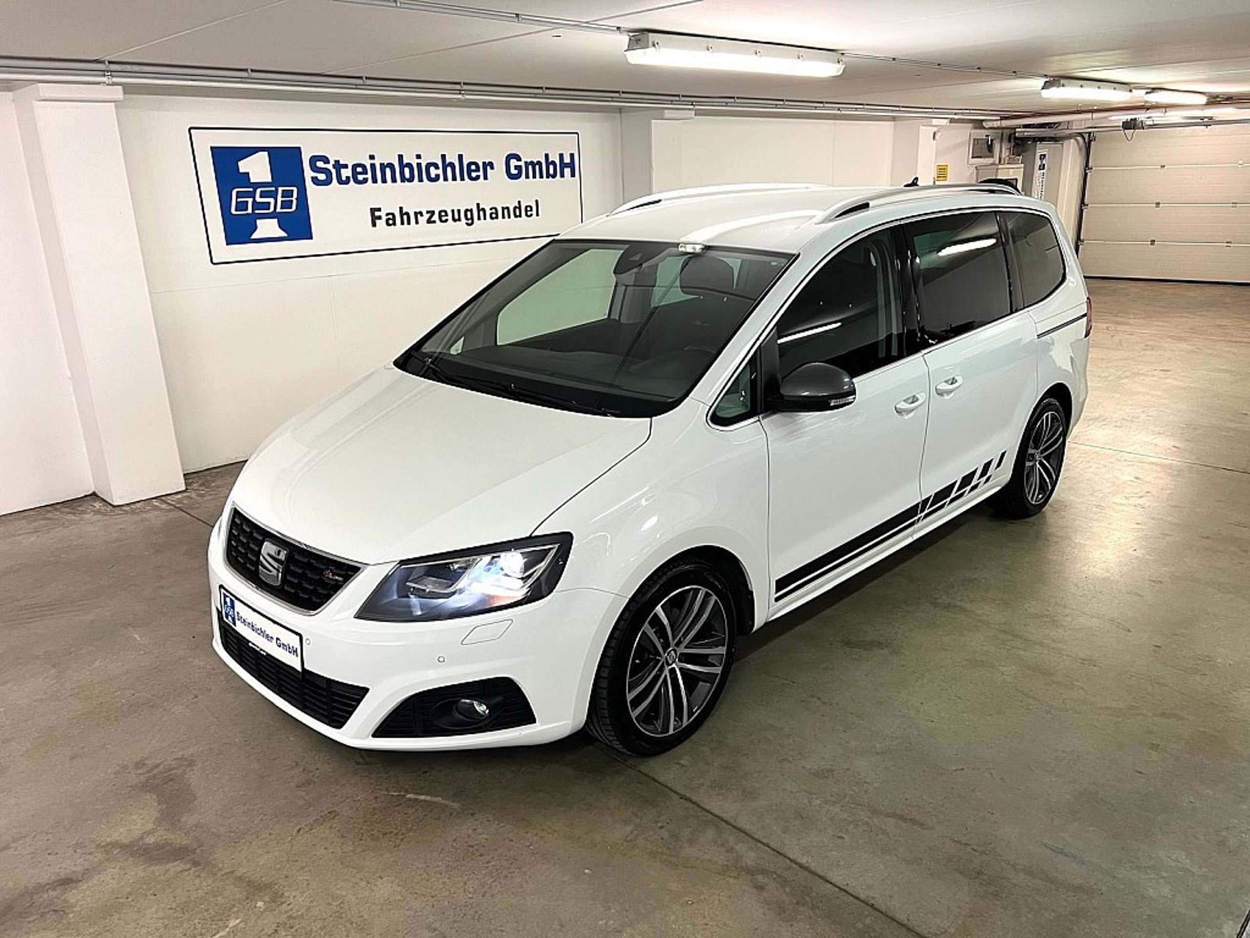 SEAT - Alhambra