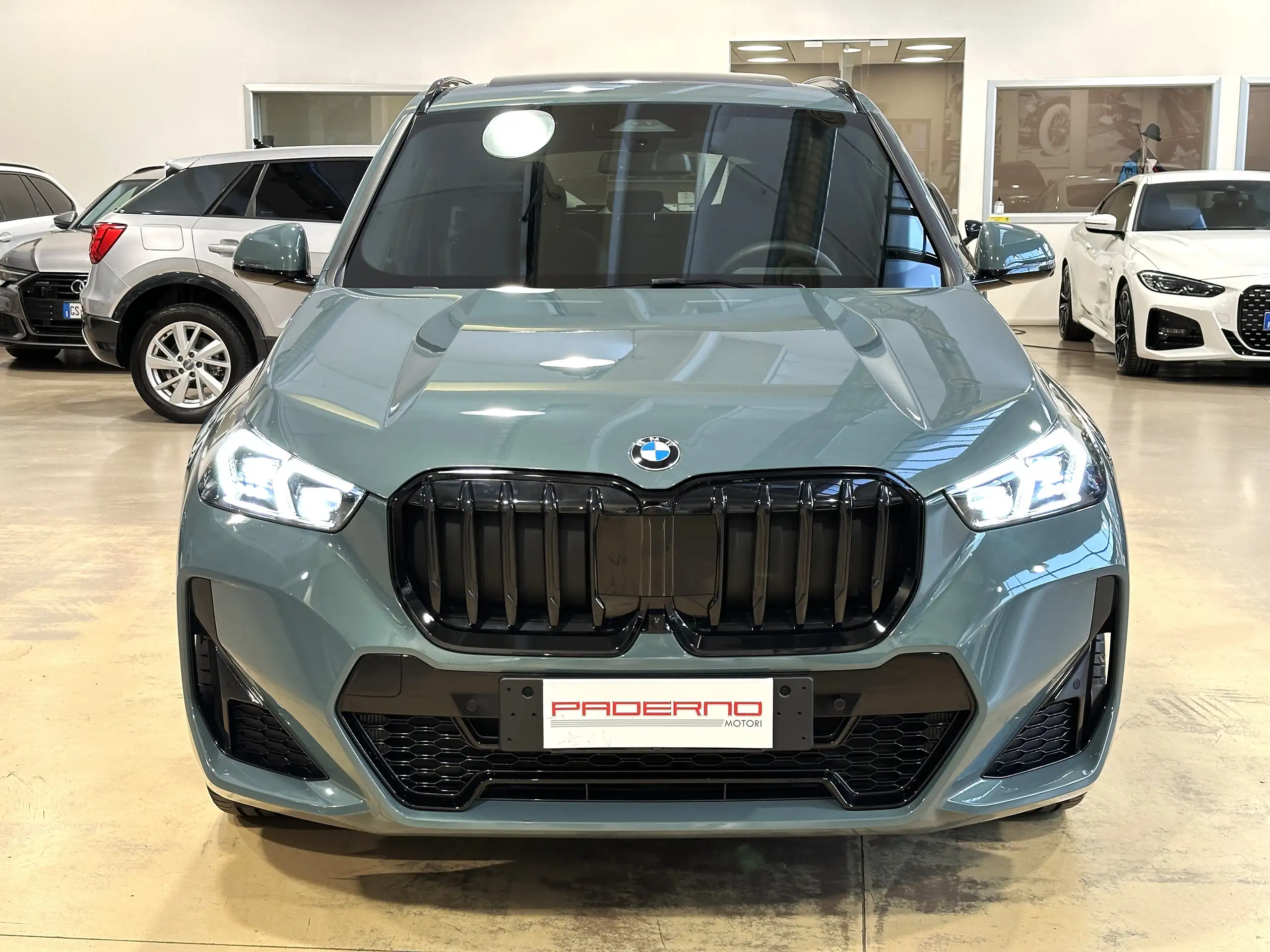 BMW - X1