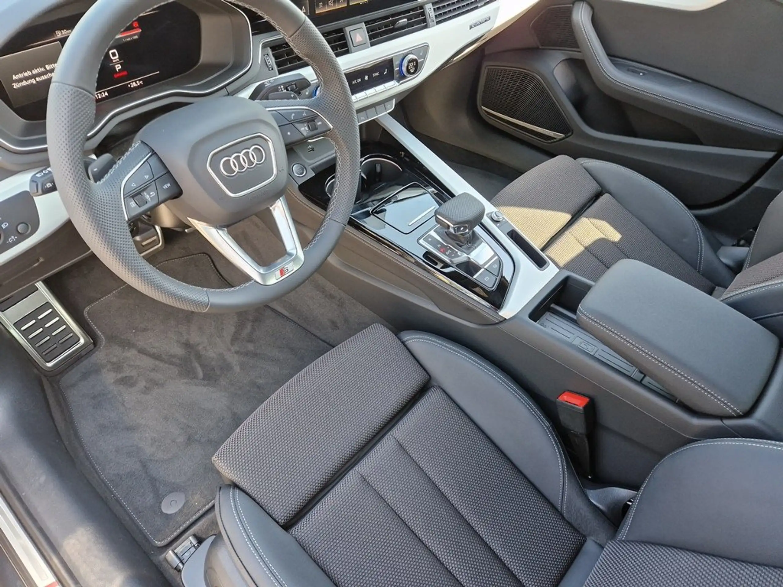 Audi - A4