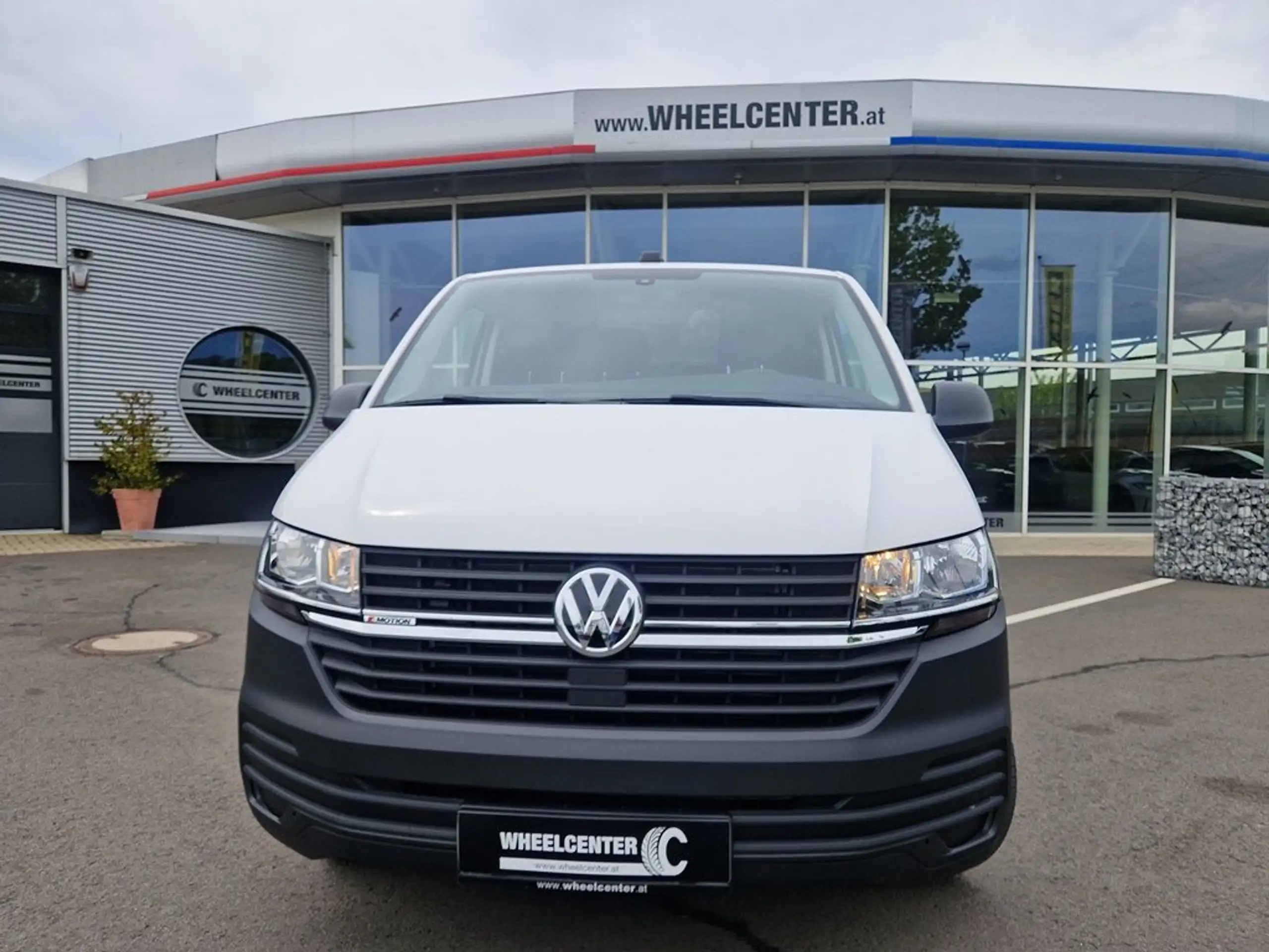 Volkswagen - T6.1 Transporter