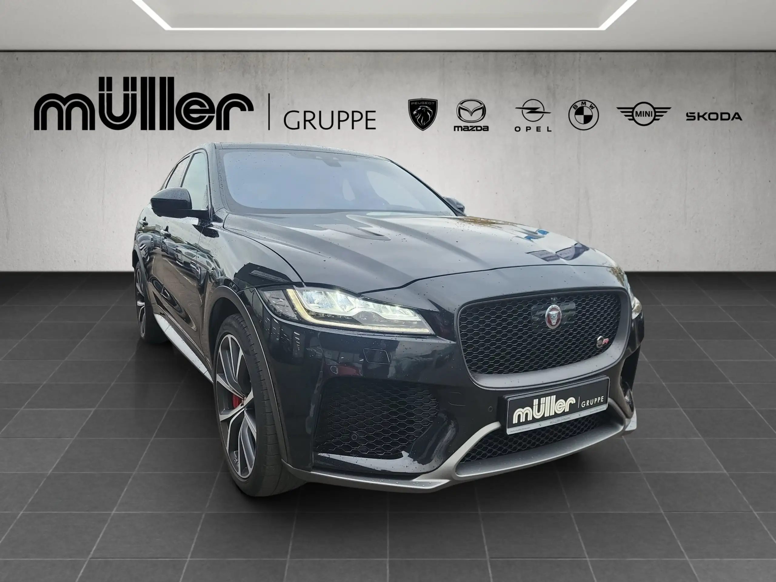 Jaguar - F-Pace