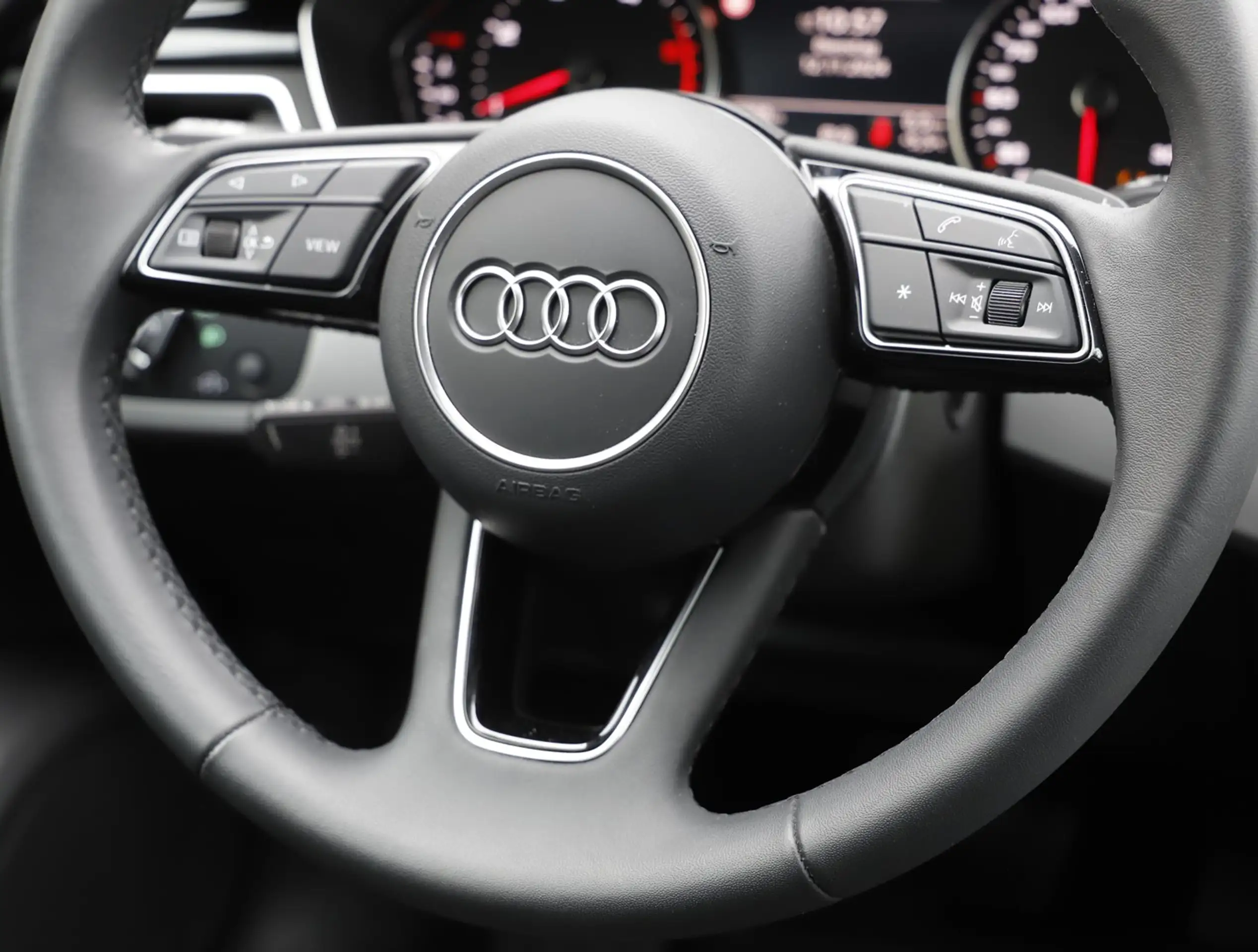 Audi - A4