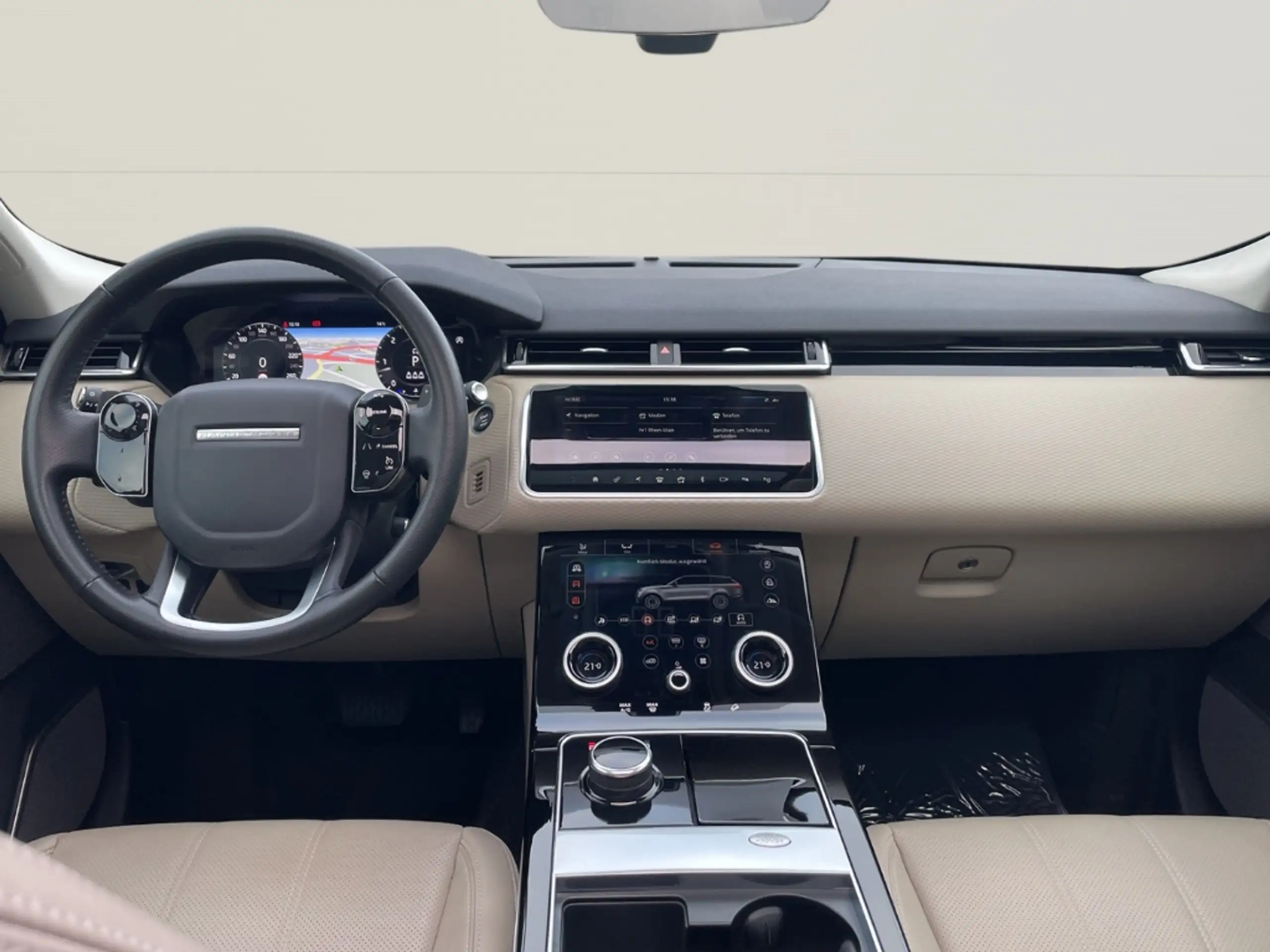 Land Rover - Range Rover Velar