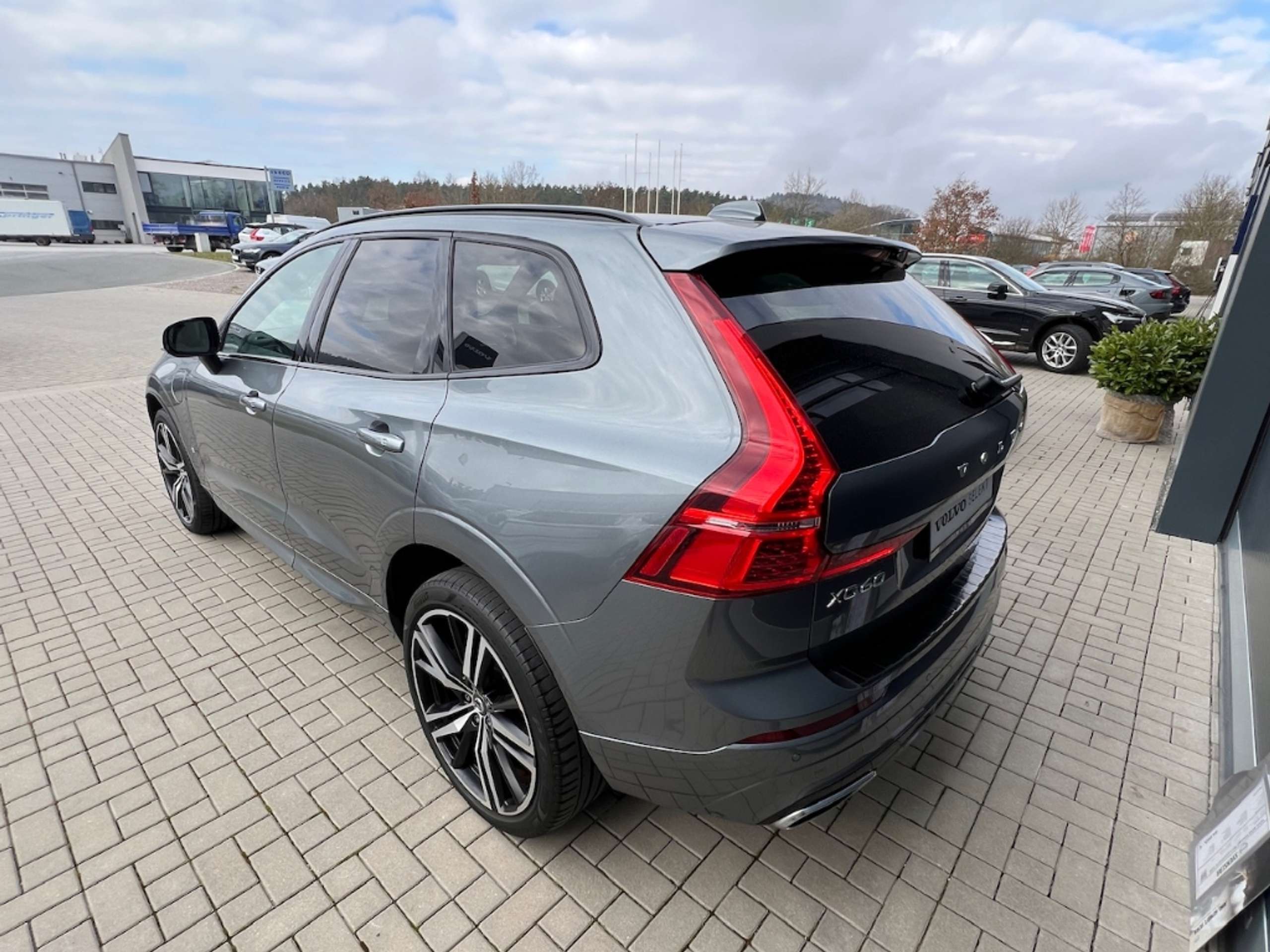 Volvo - XC60