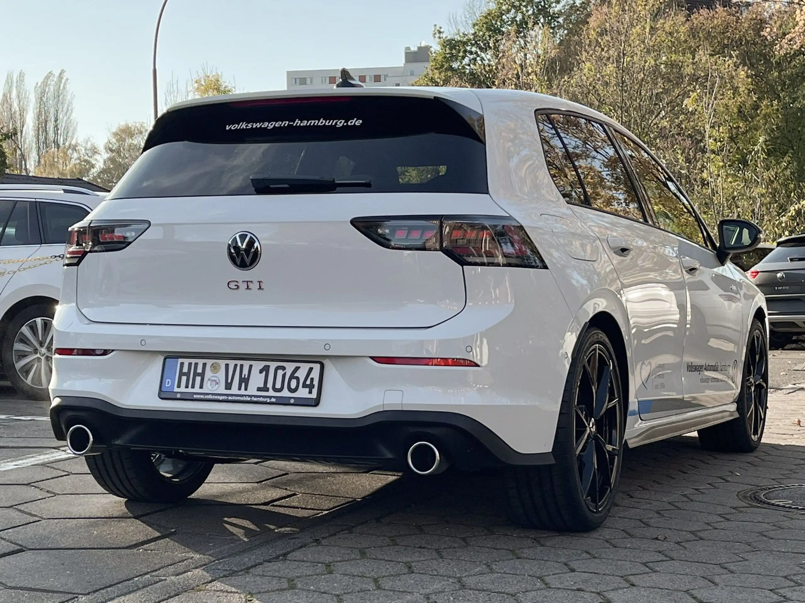 Volkswagen - Golf GTI