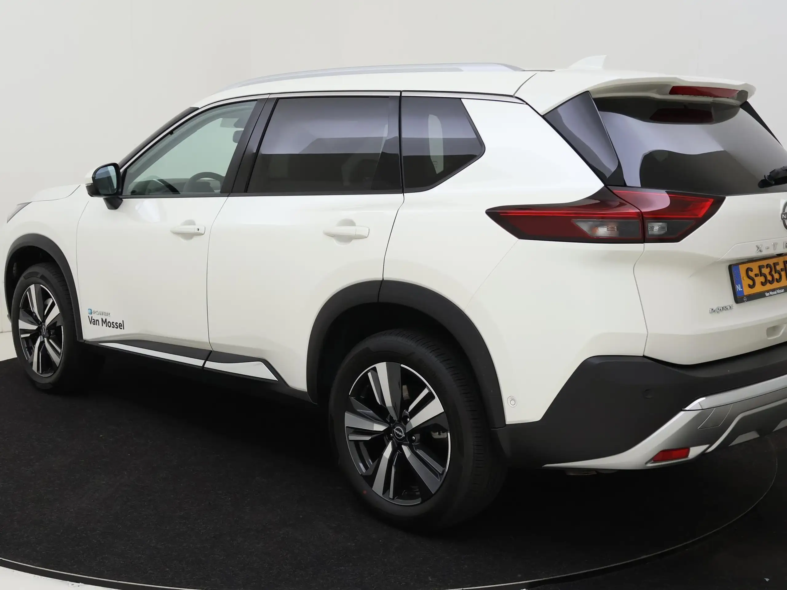 Nissan - X-Trail