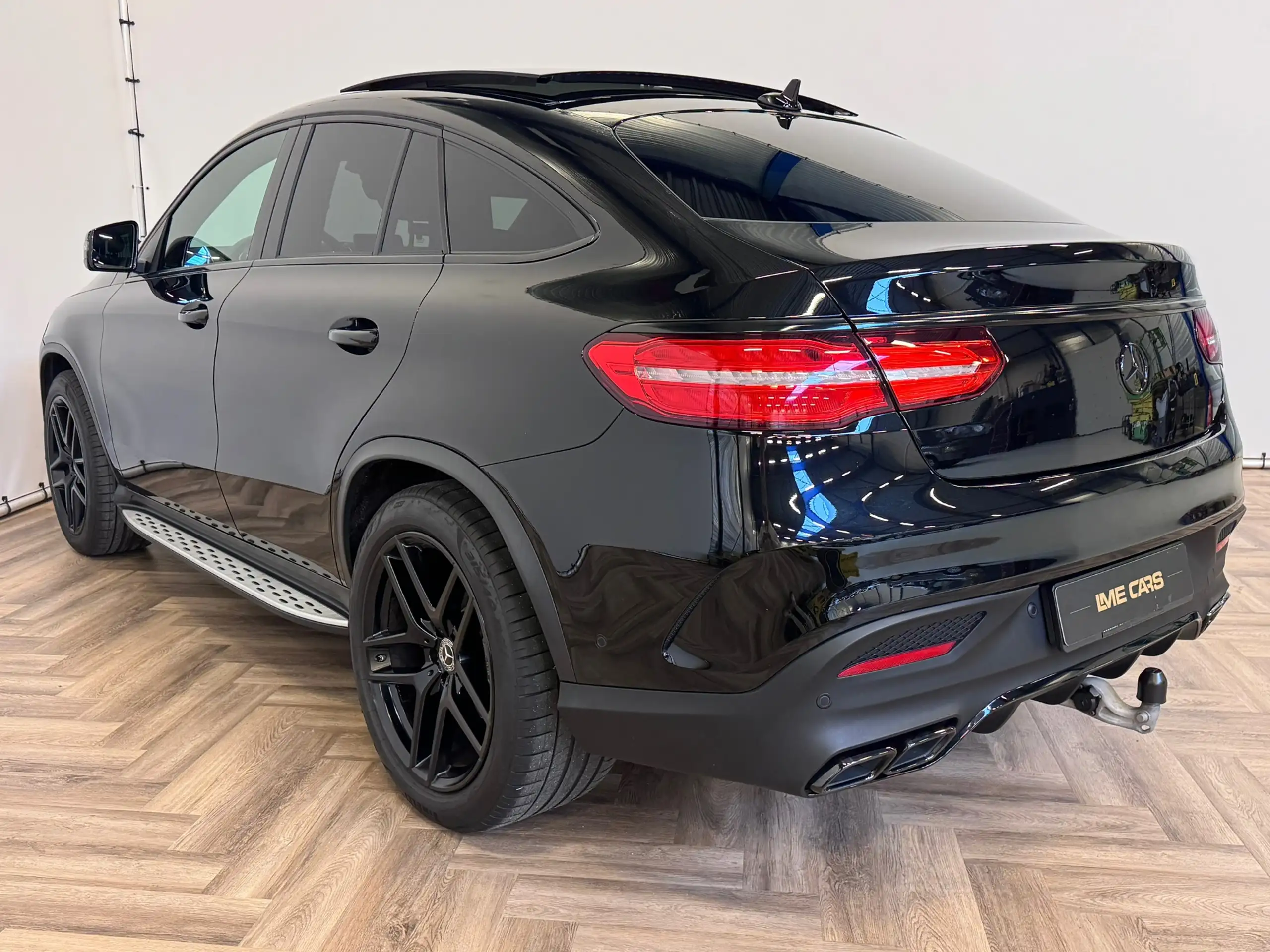 Mercedes-Benz - GLE 350