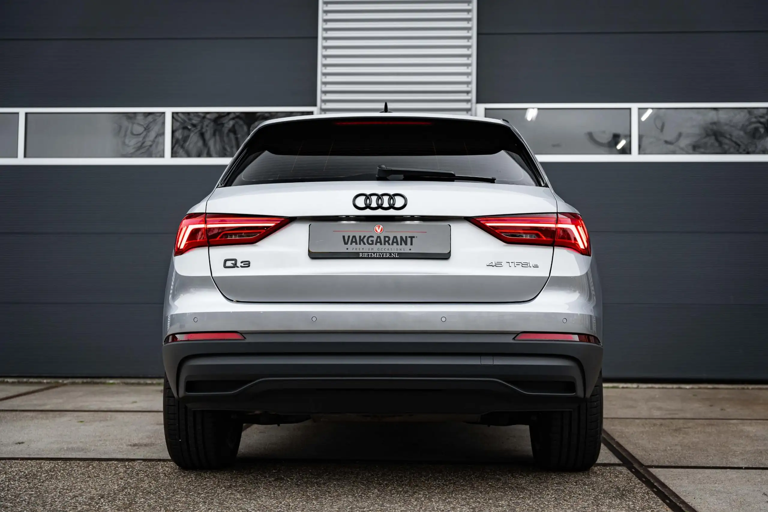 Audi - Q3