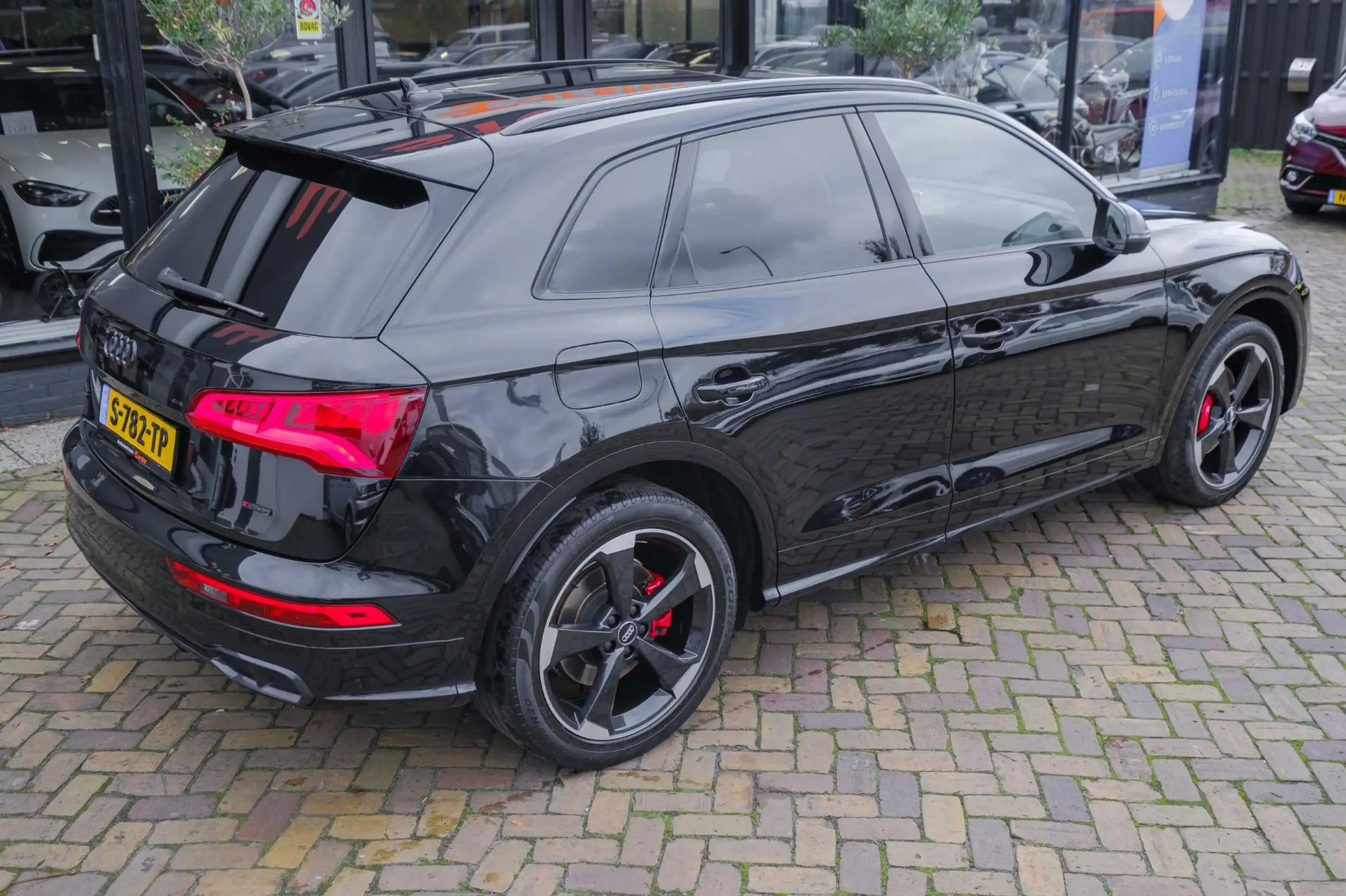 Audi - Q5