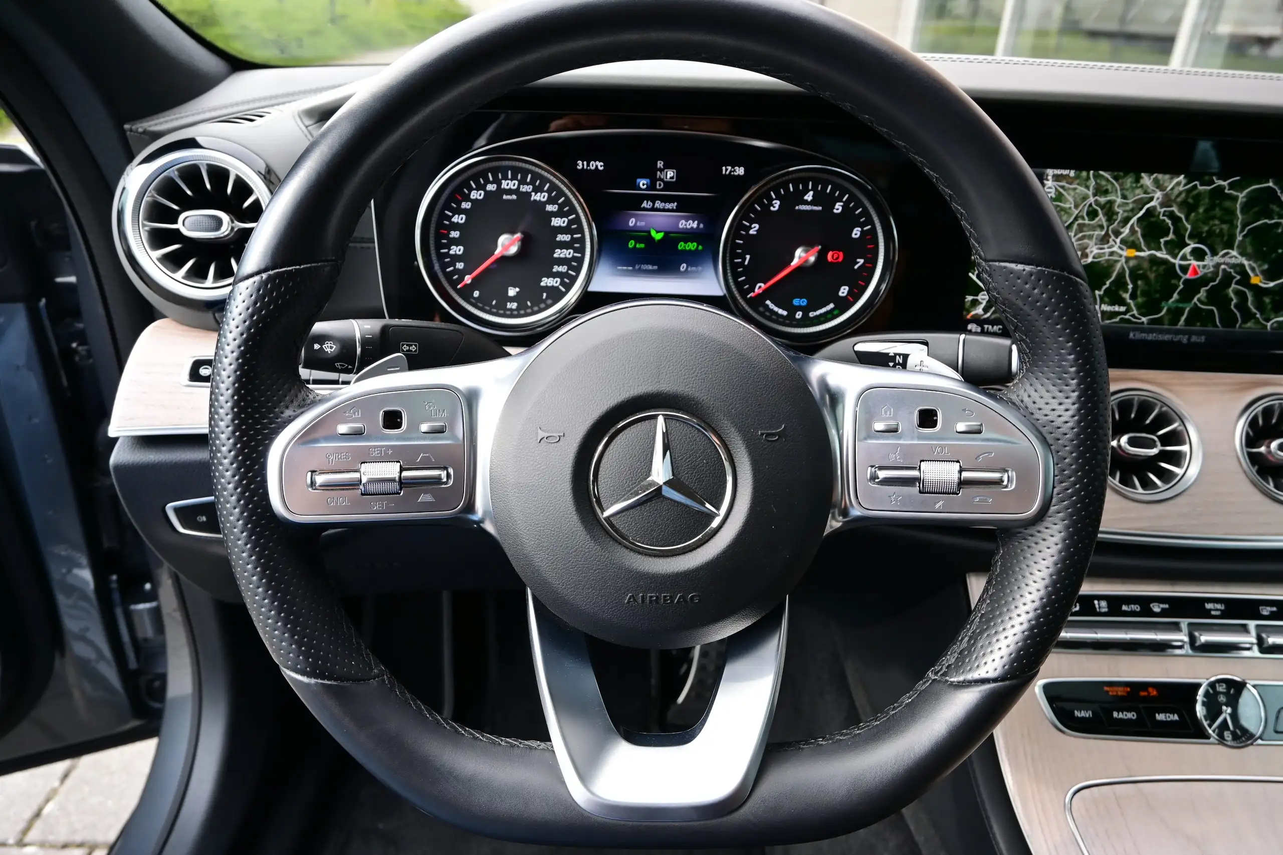 Mercedes-Benz - CLS 450