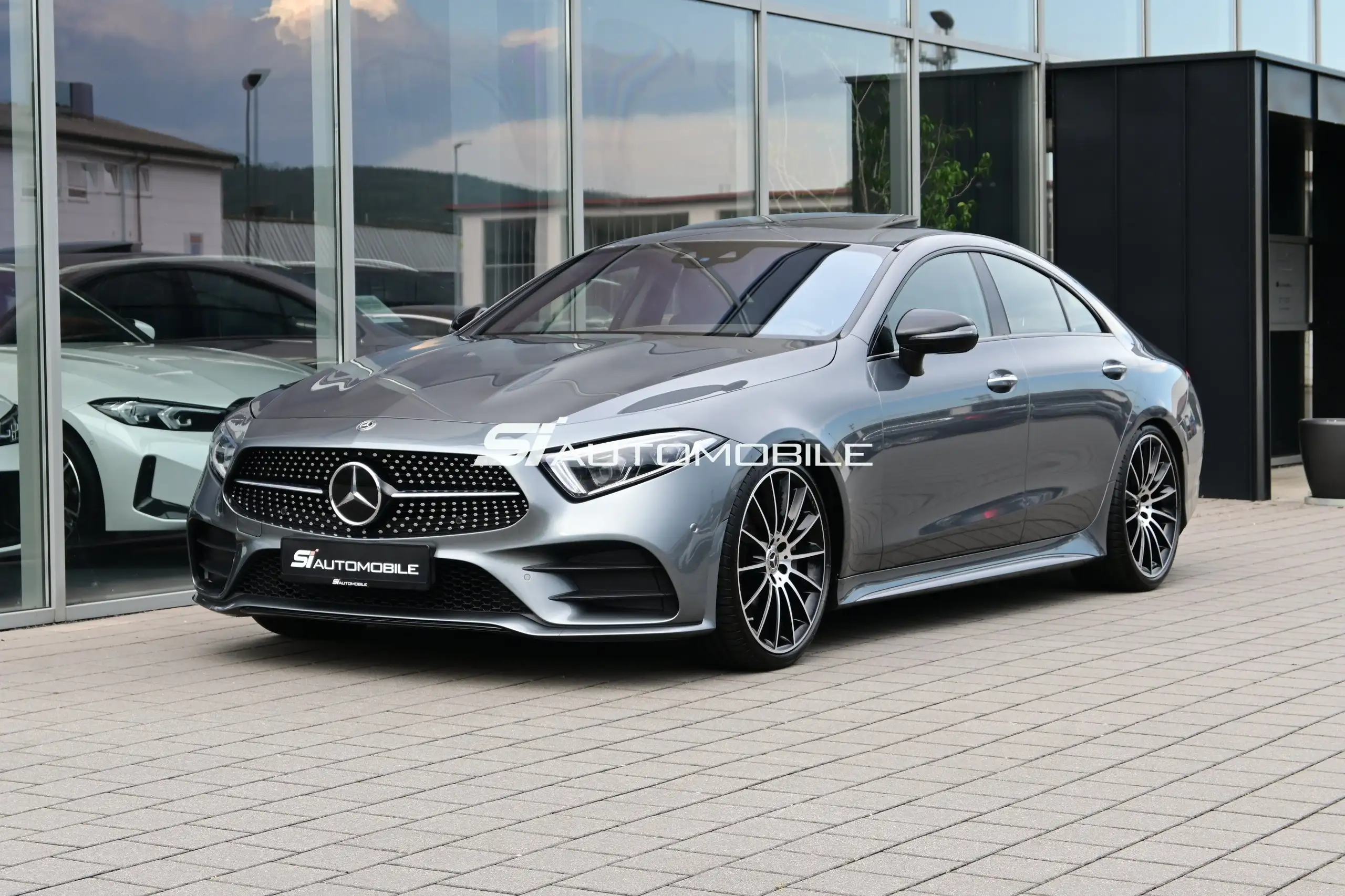 Mercedes-Benz - CLS 450