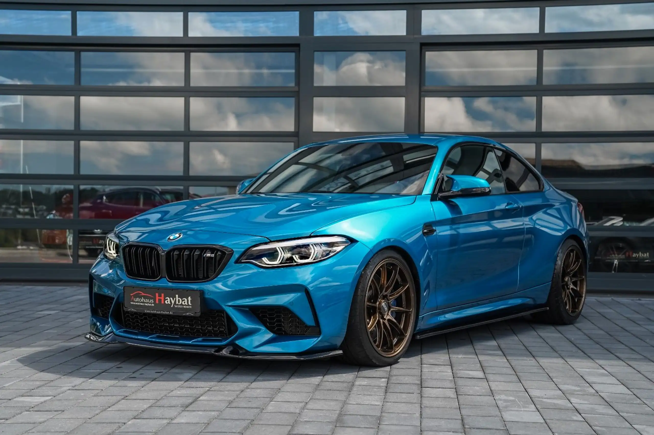 BMW - M2