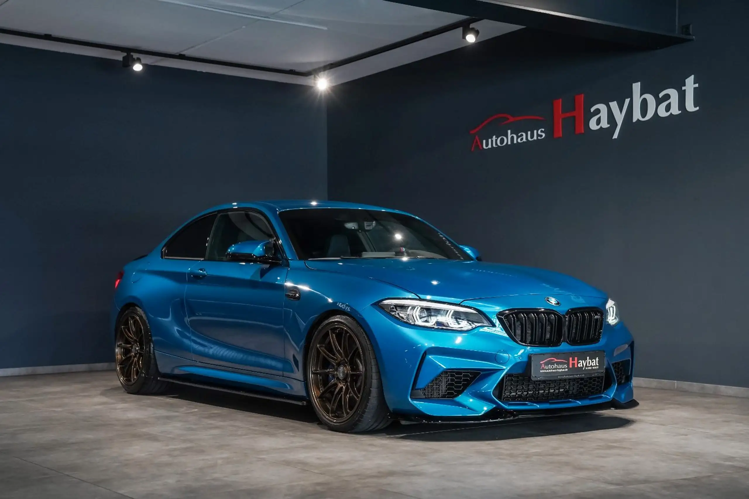 BMW - M2