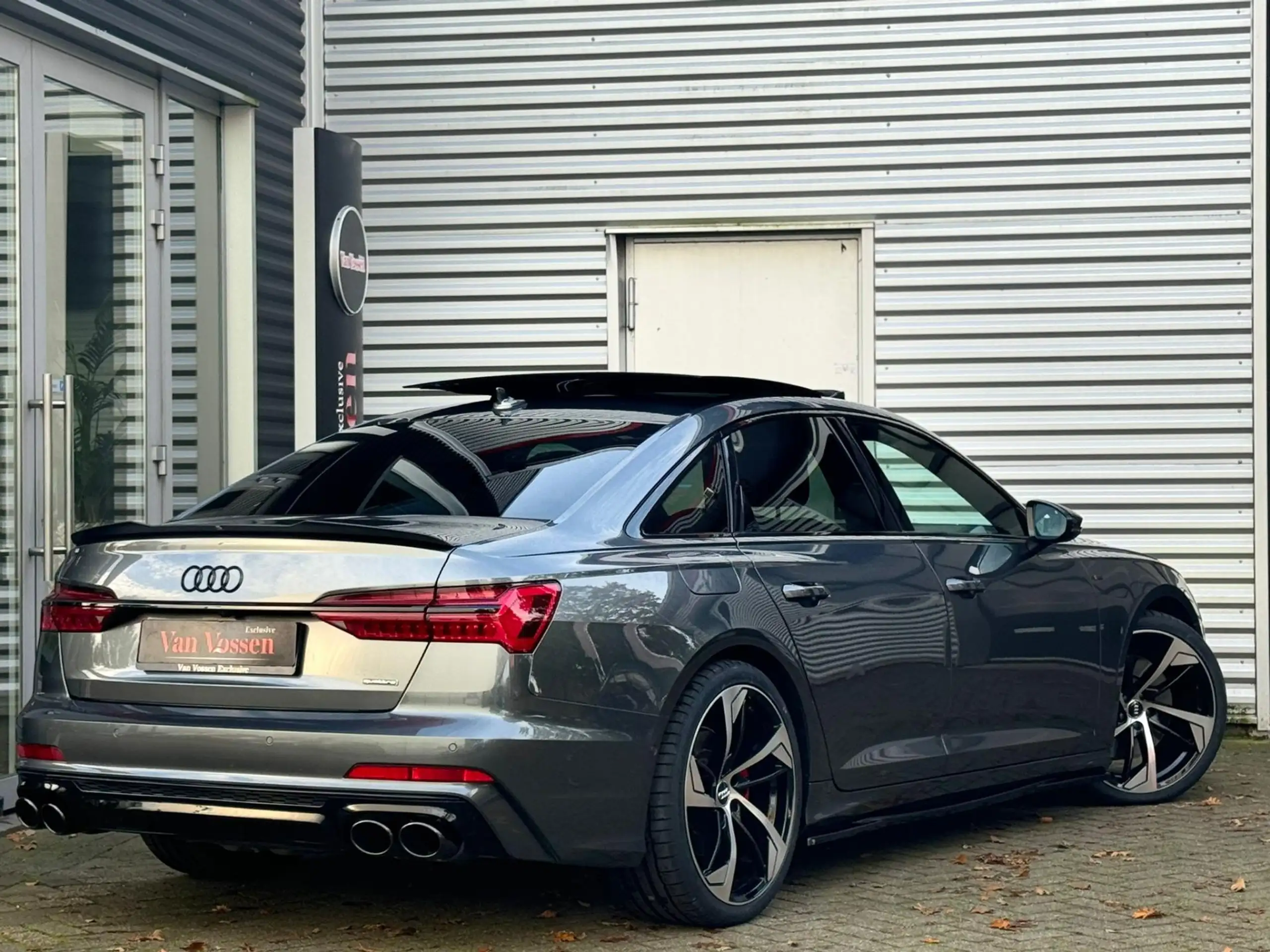 Audi - A6