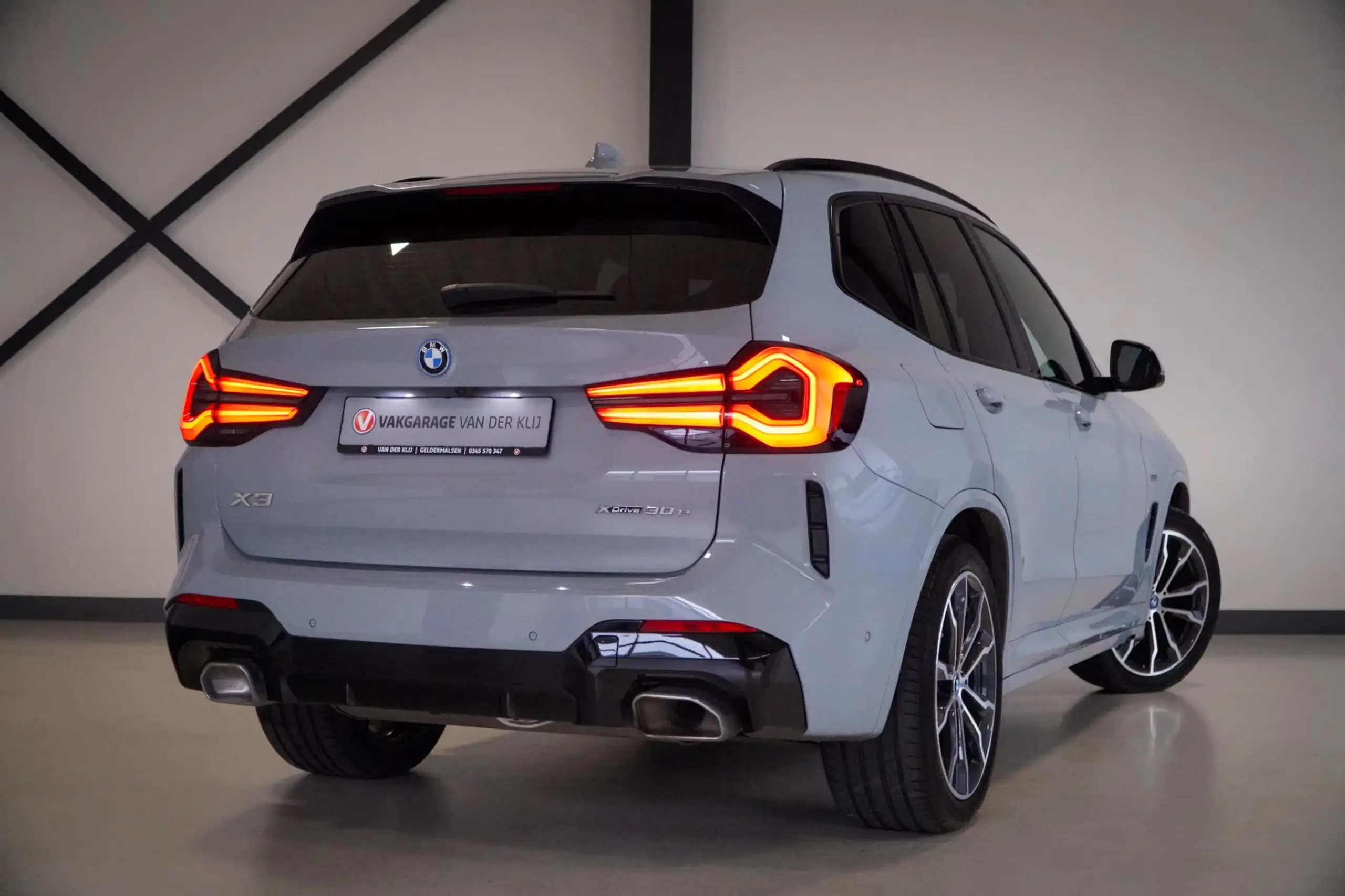 BMW - X3