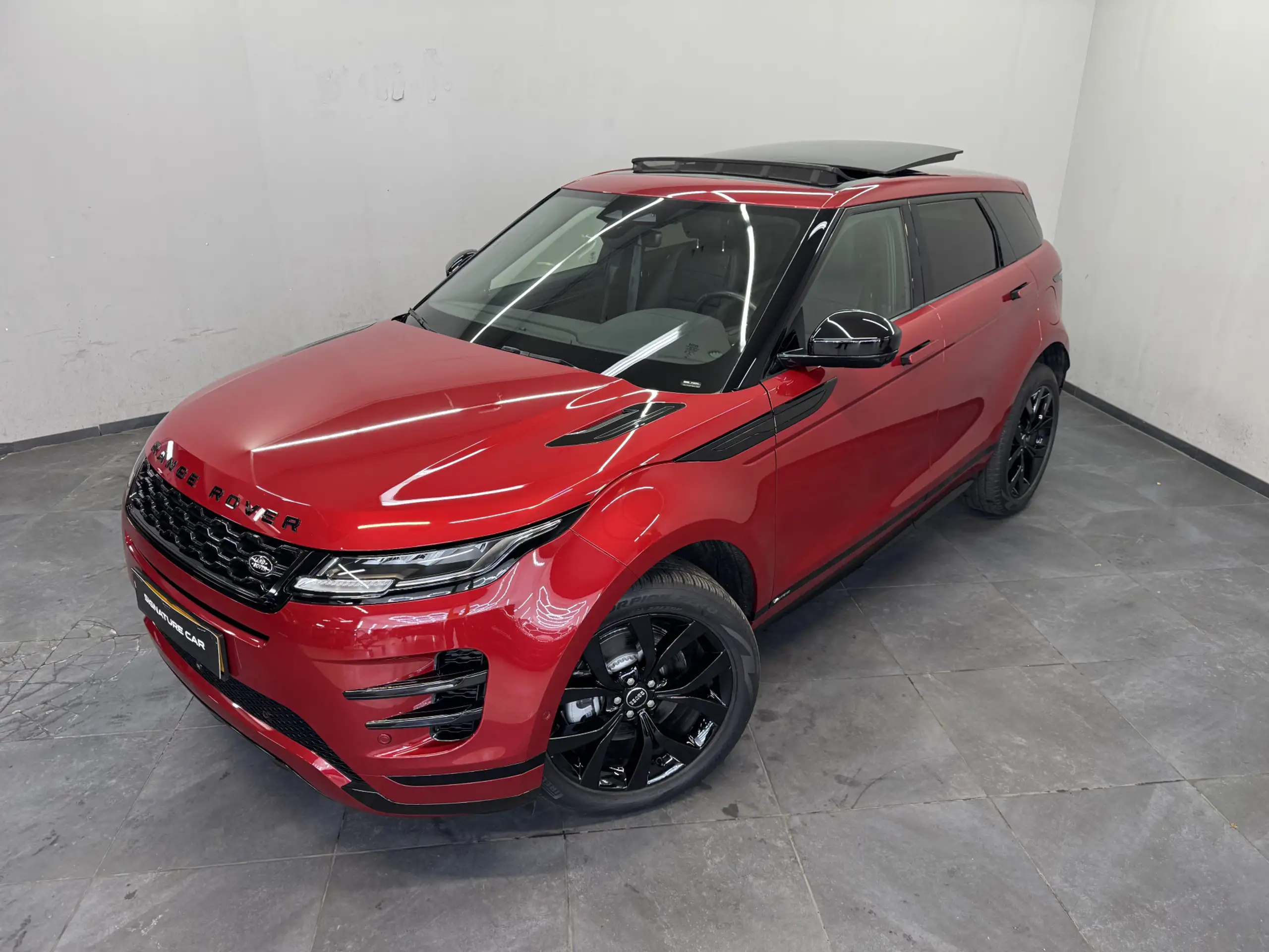 Land Rover - Range Rover Evoque