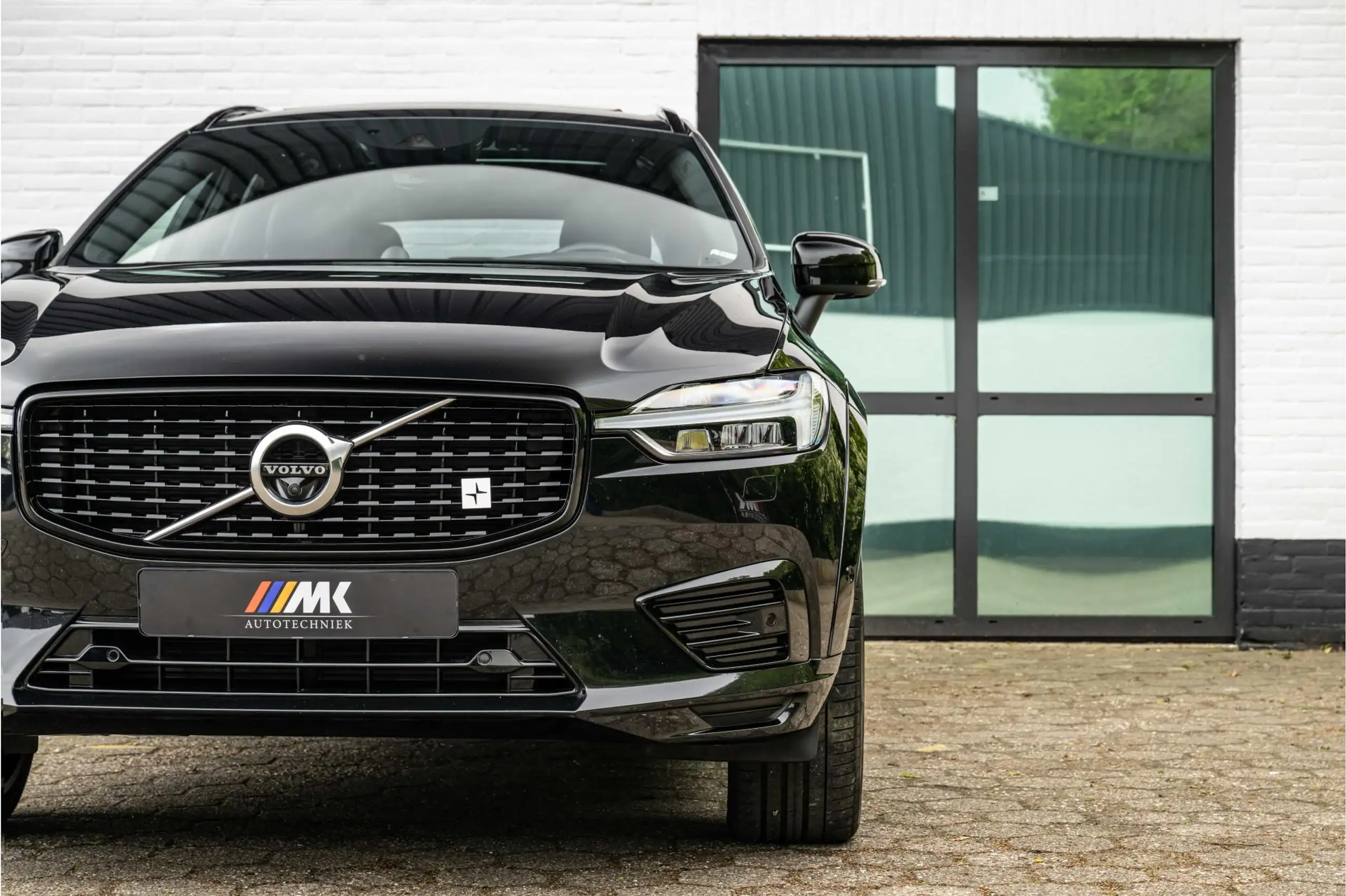 Volvo - XC60