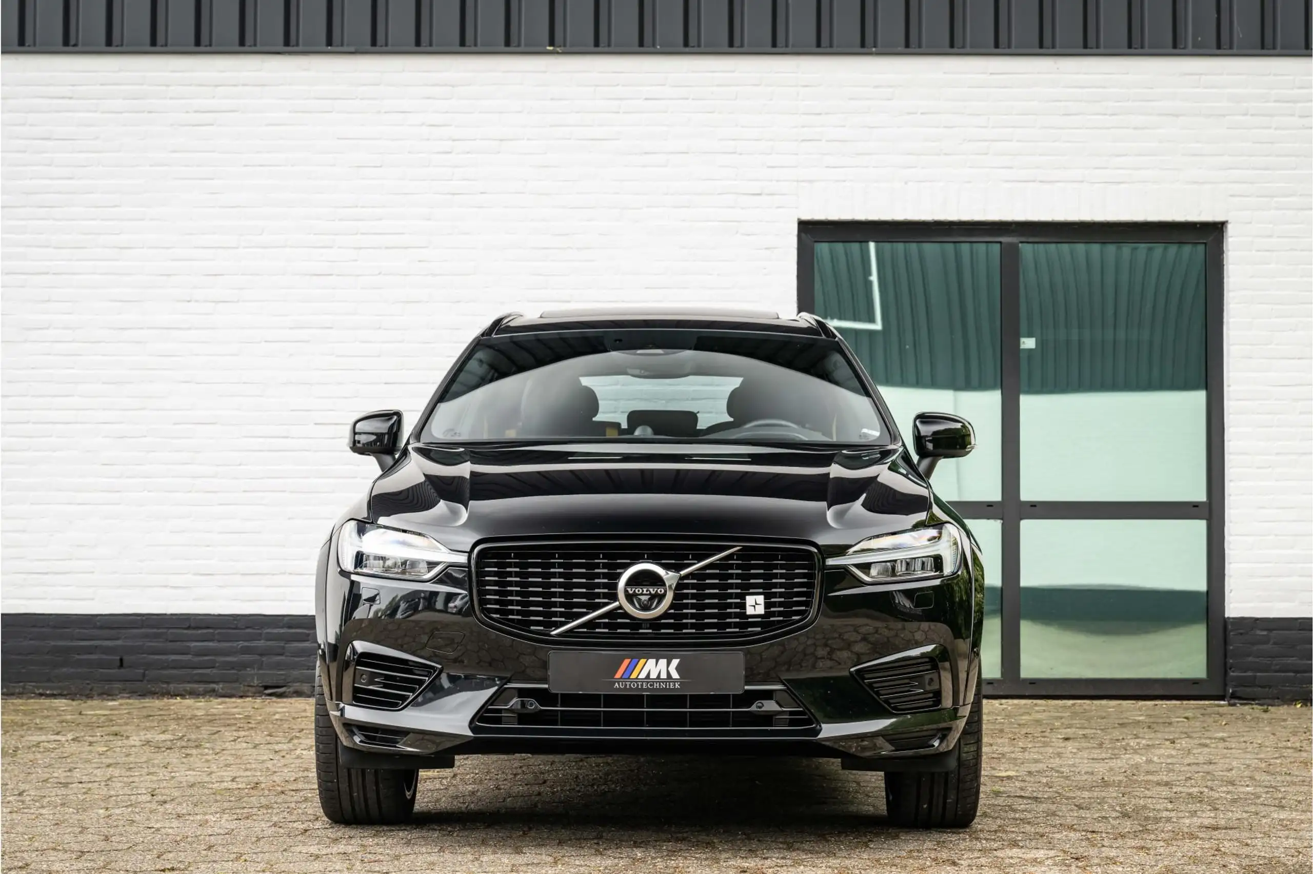 Volvo - XC60