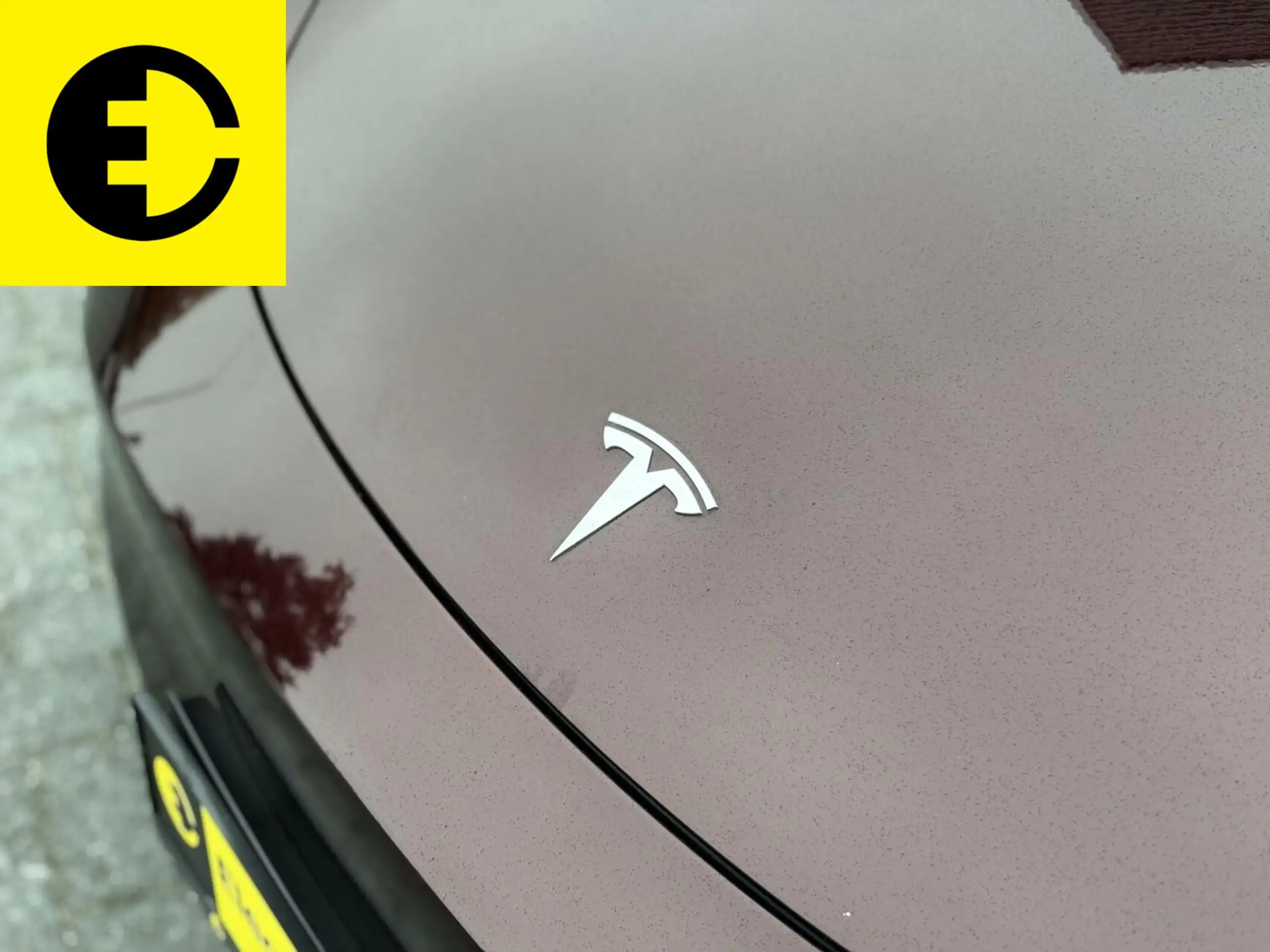 Tesla - Model Y