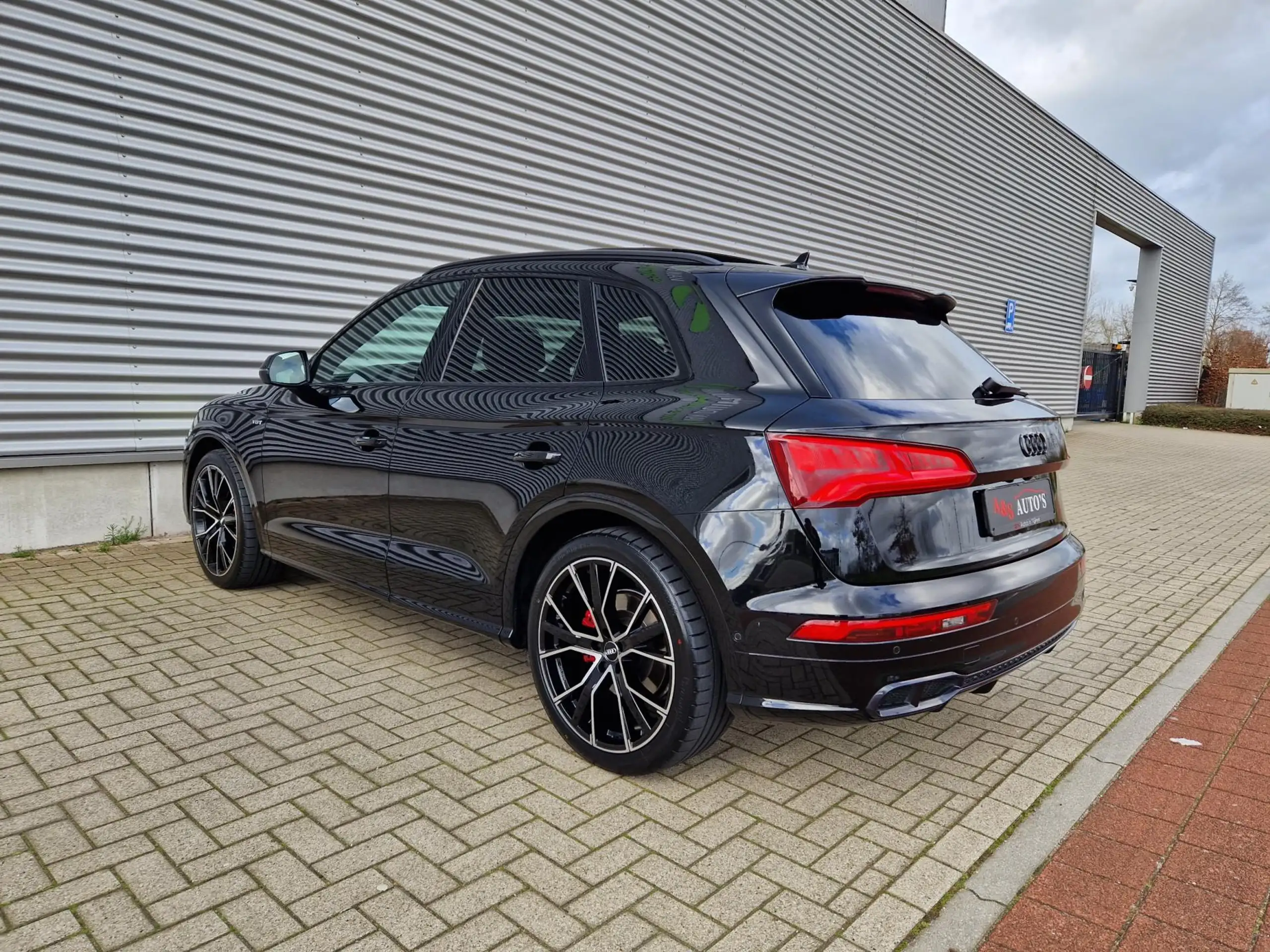 Audi - SQ5