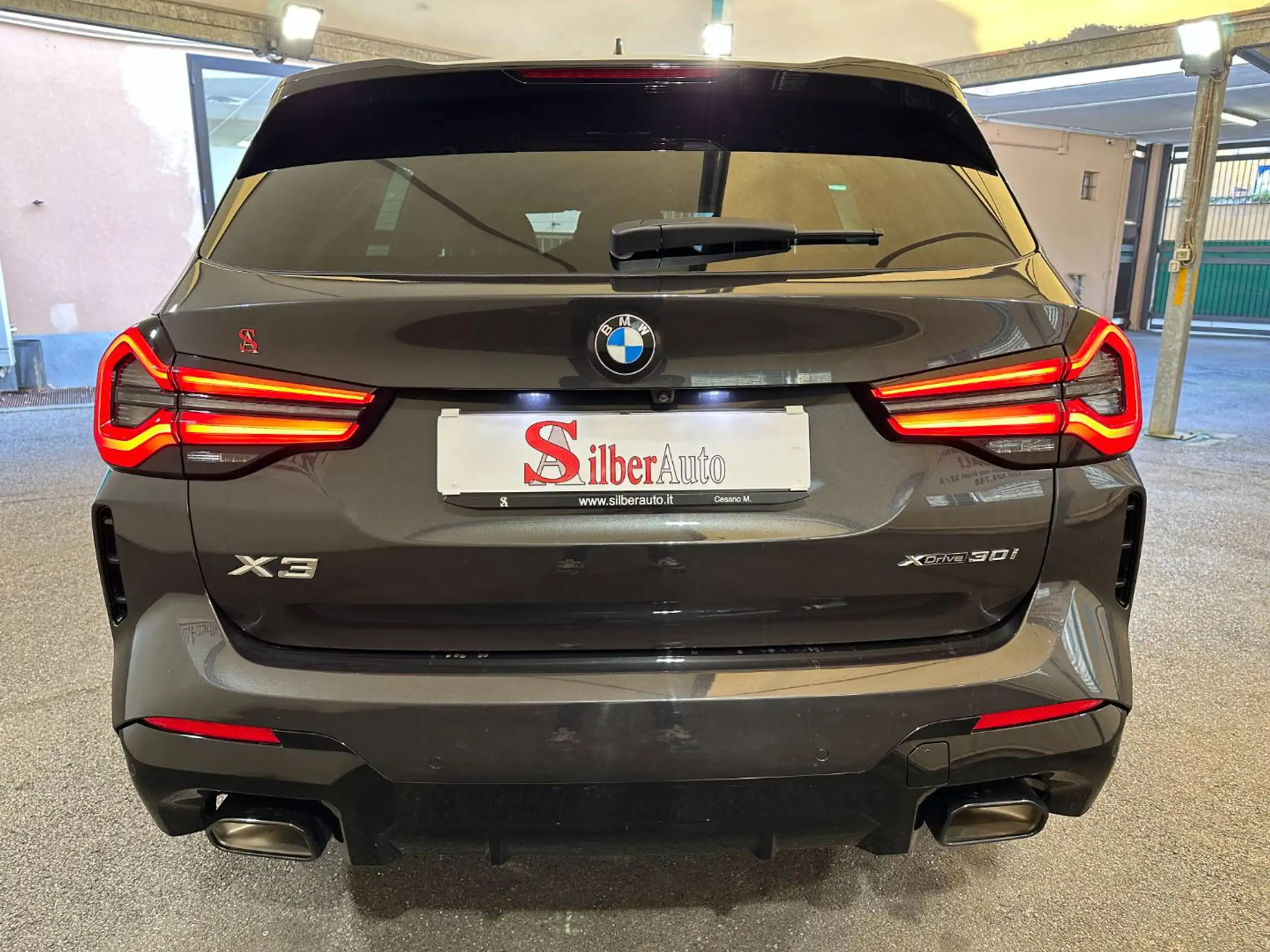 BMW - X3