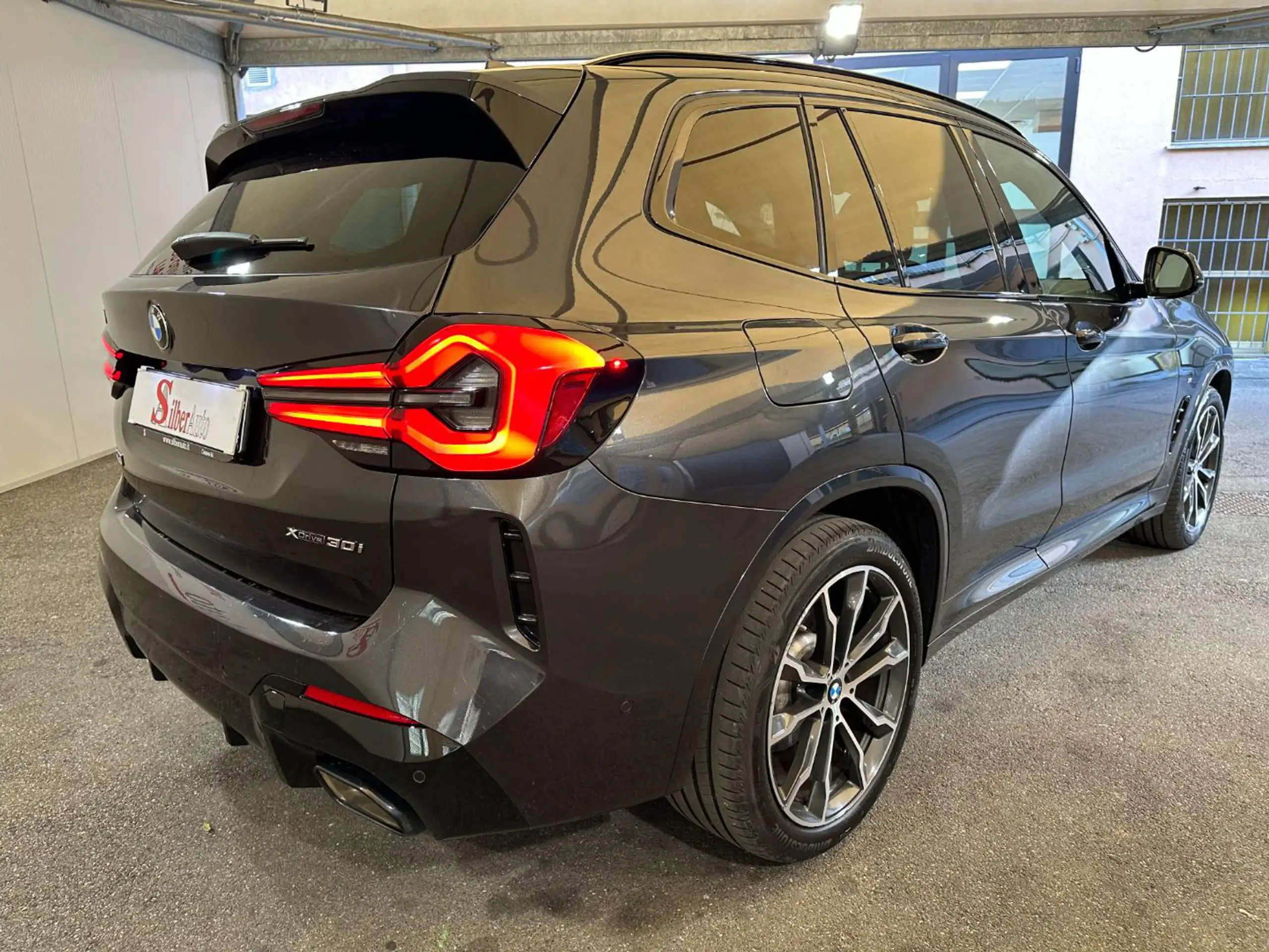 BMW - X3