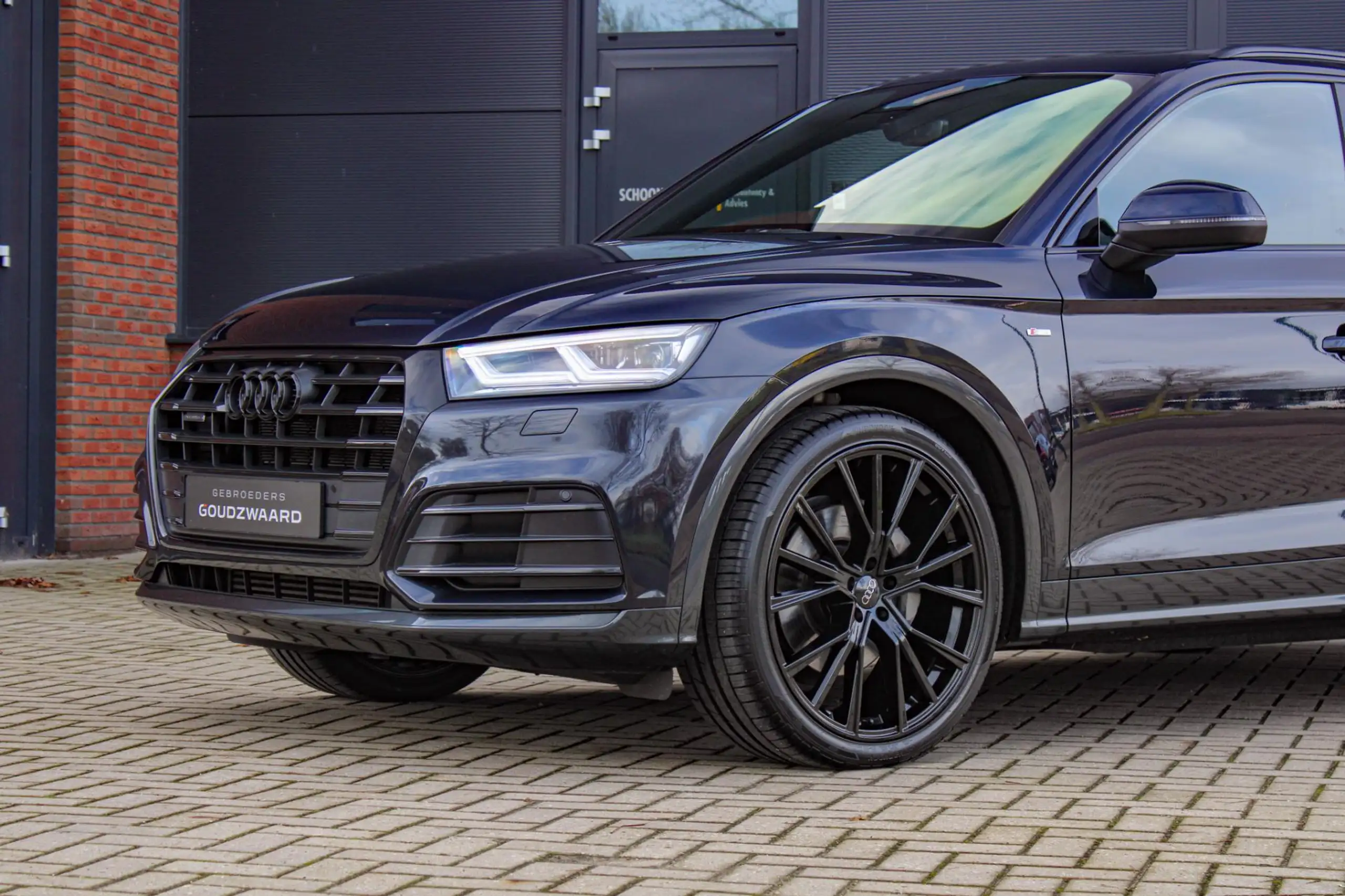 Audi - Q5