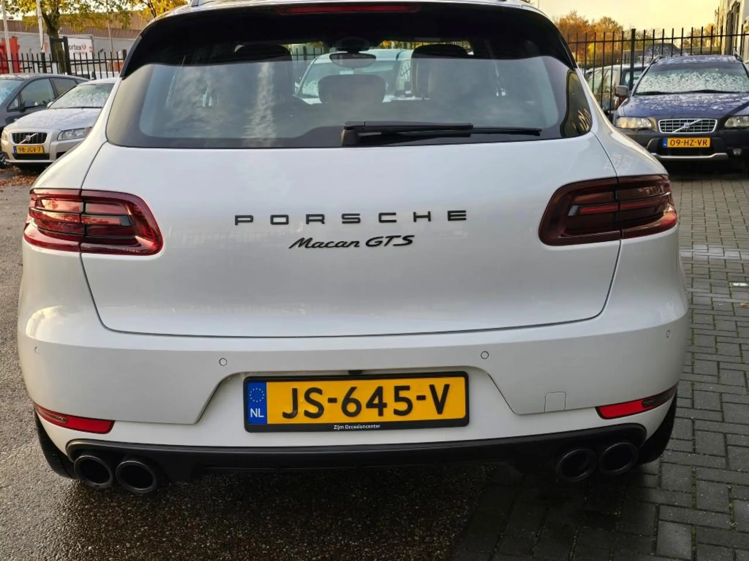 Porsche - Macan