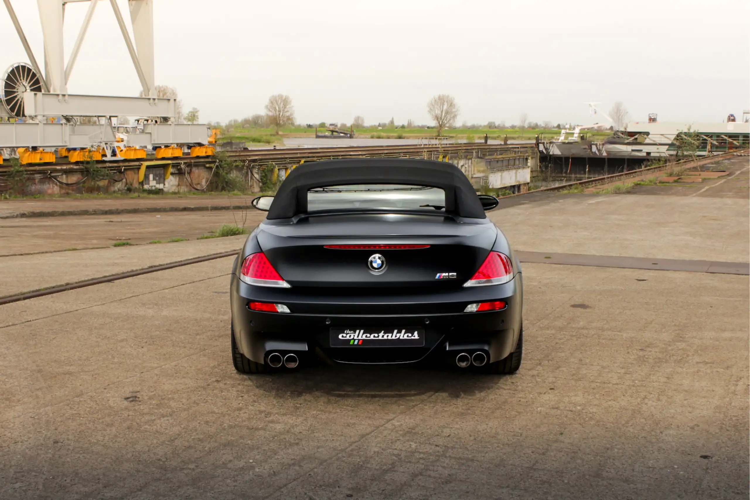 BMW - M6