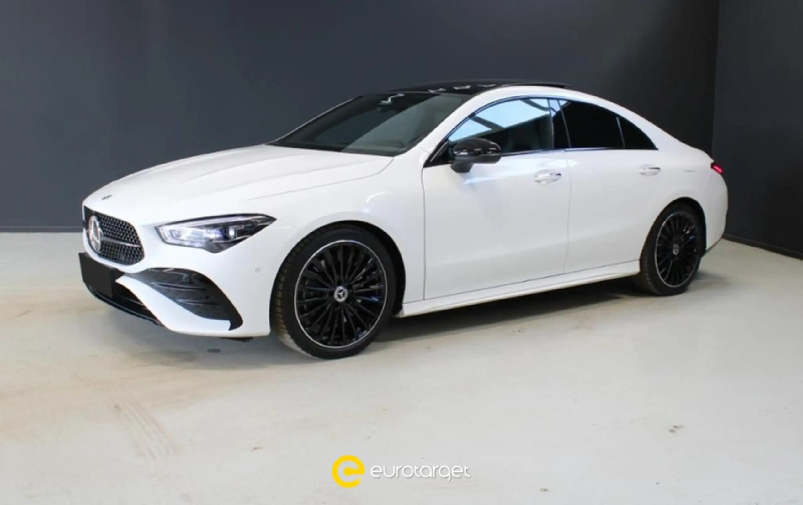 Mercedes-Benz - CLA 250