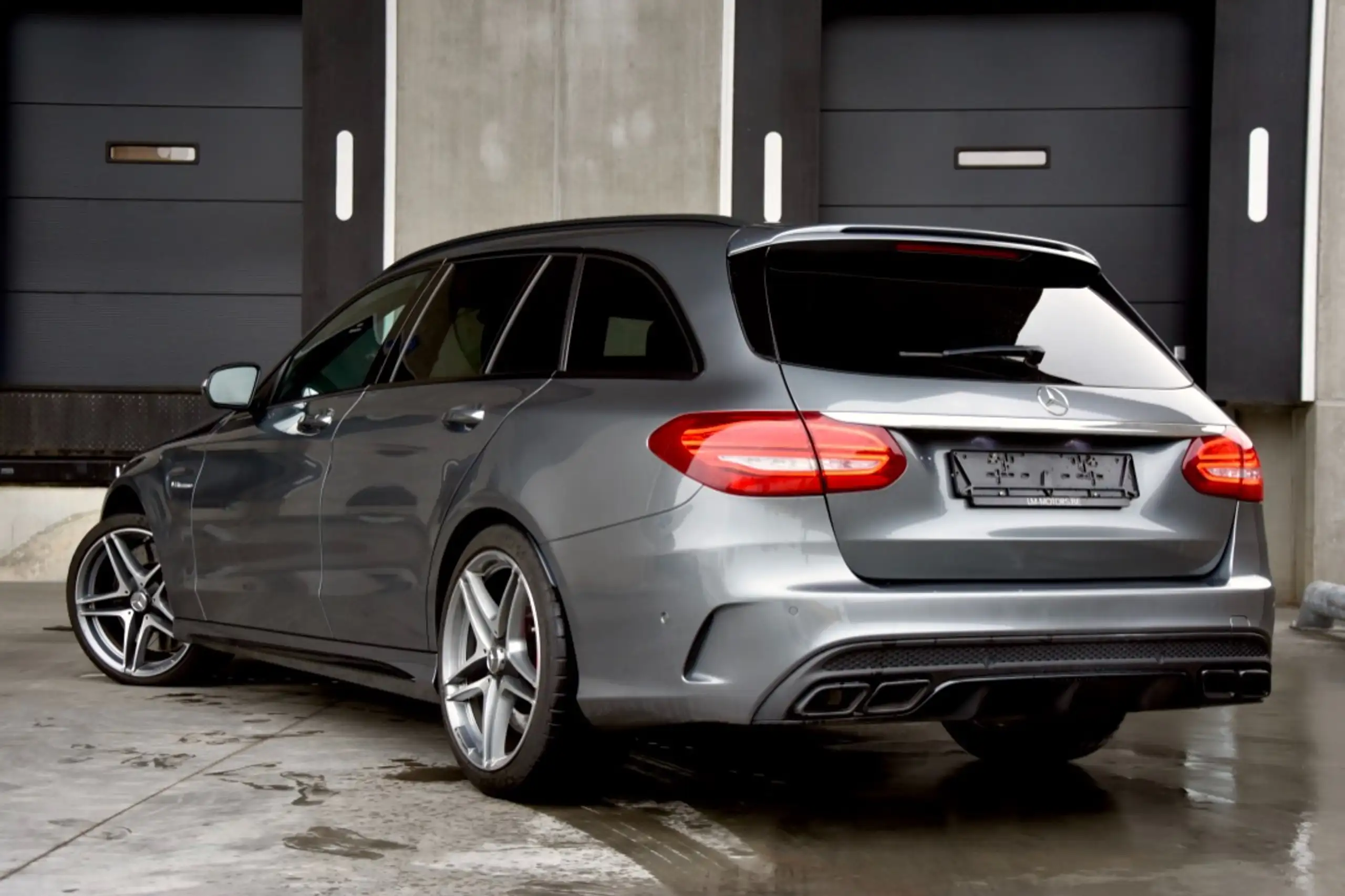 Mercedes-Benz - C 63 AMG