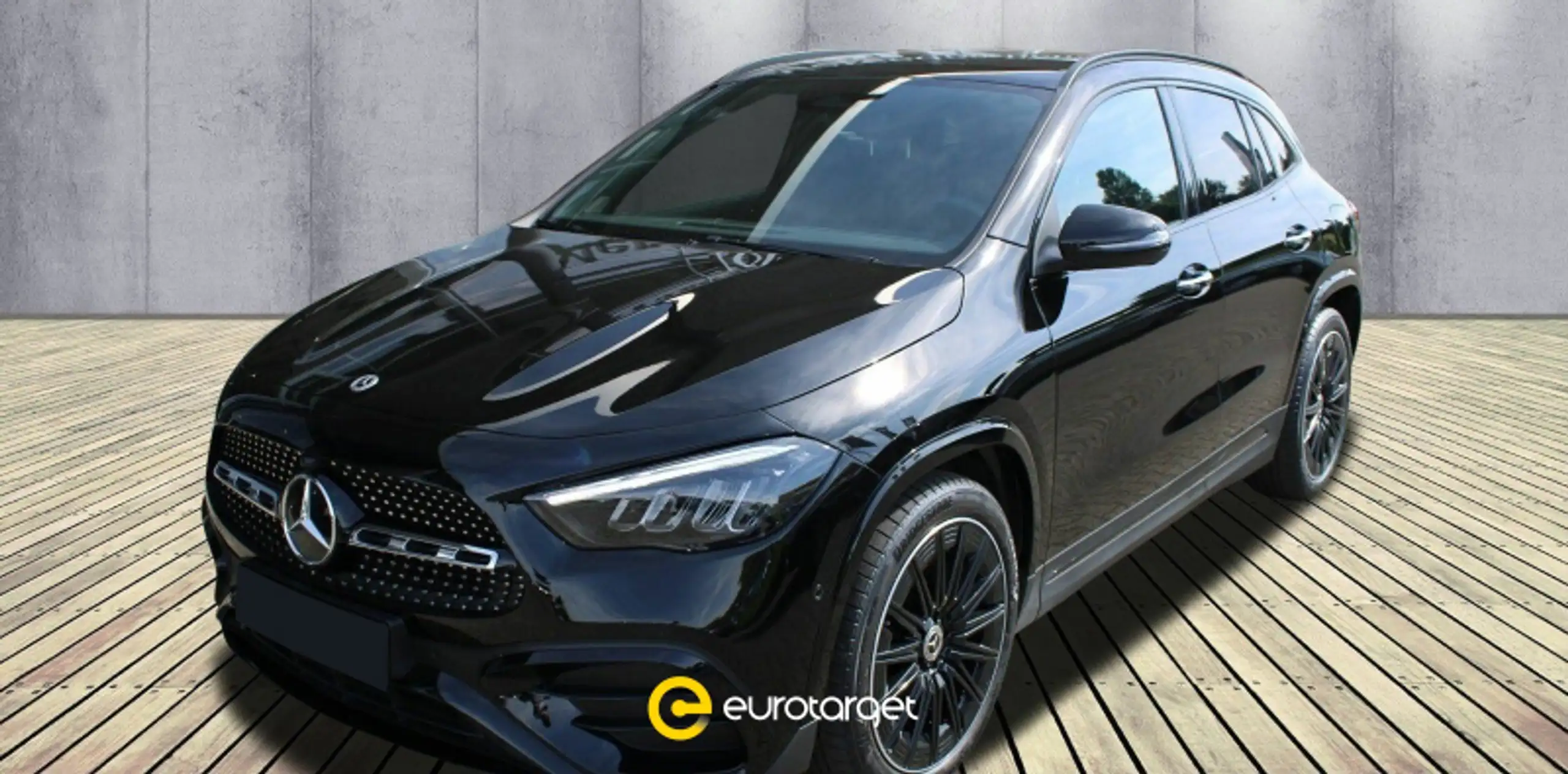 Mercedes-Benz - GLA 200