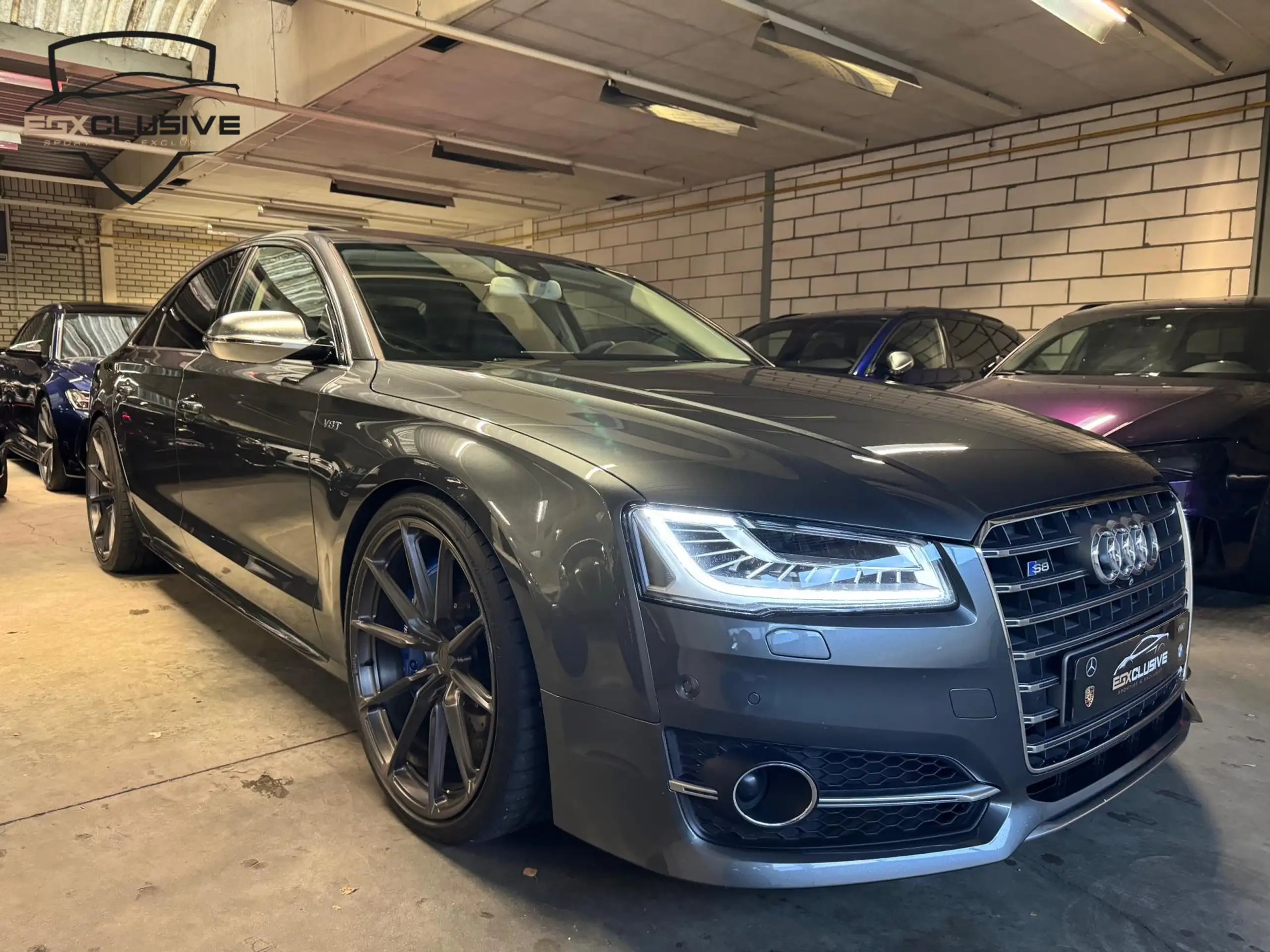 Audi - A8