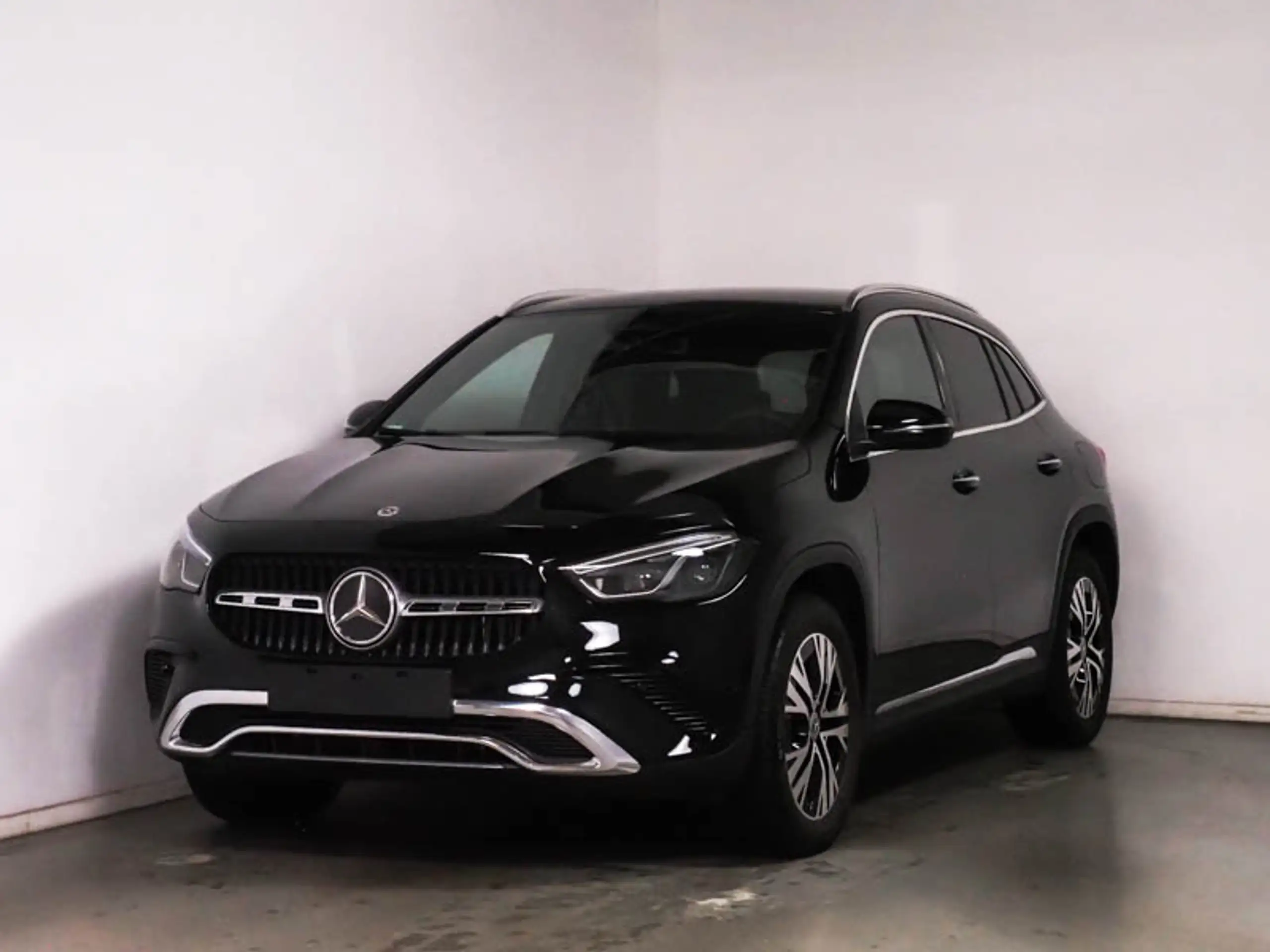 Mercedes-Benz - GLA 250