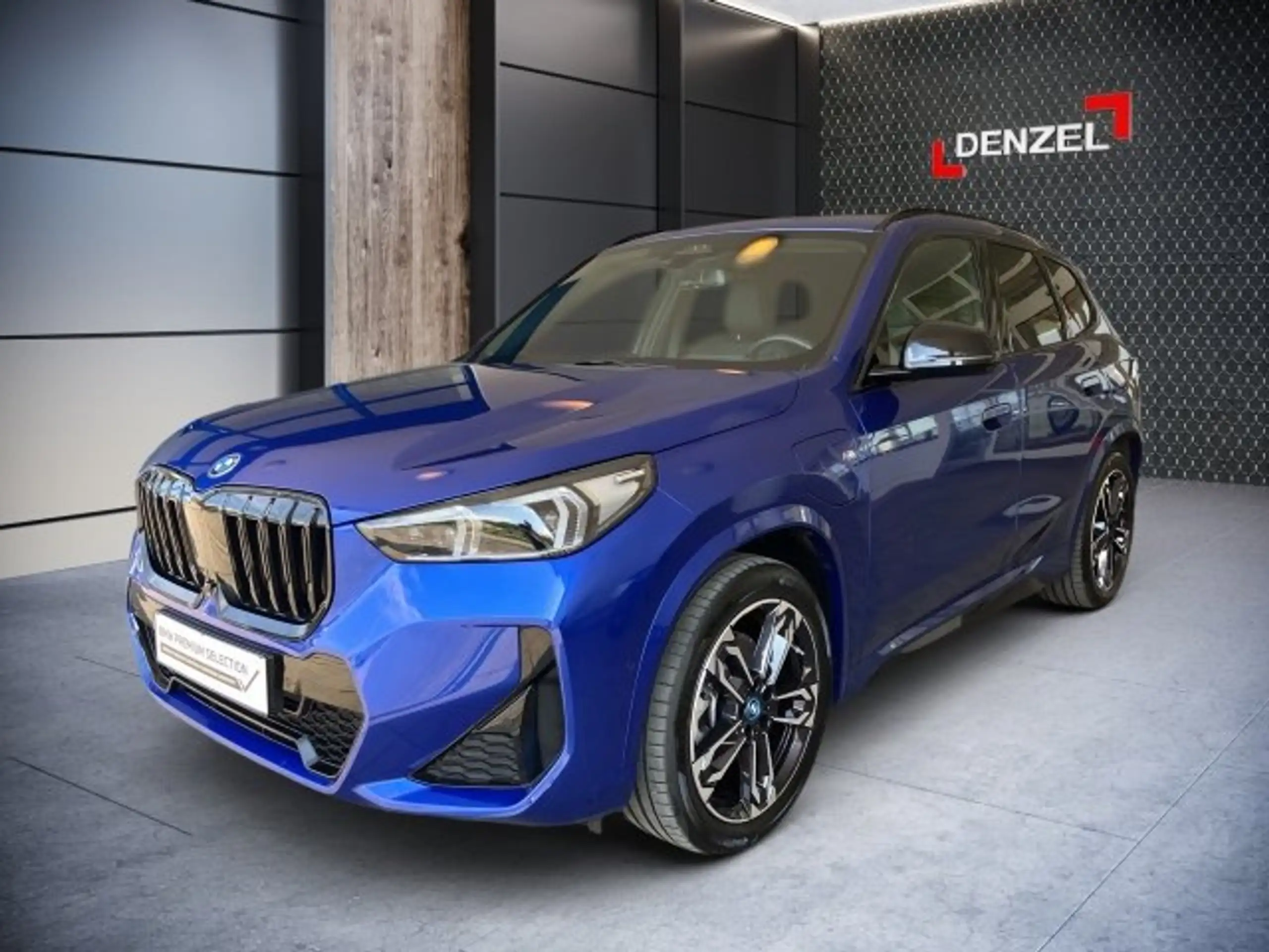 BMW - X1