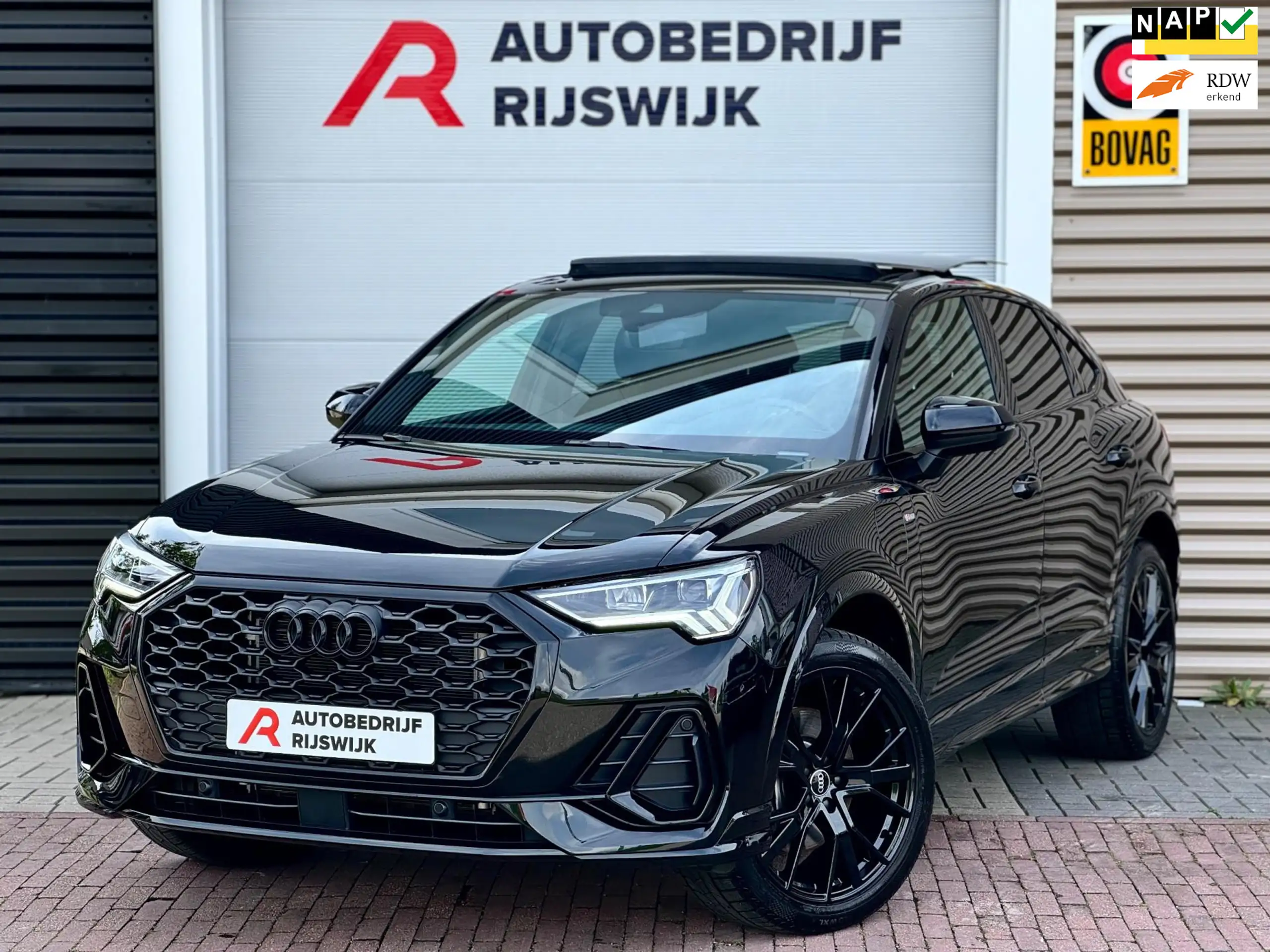 Audi - Q3