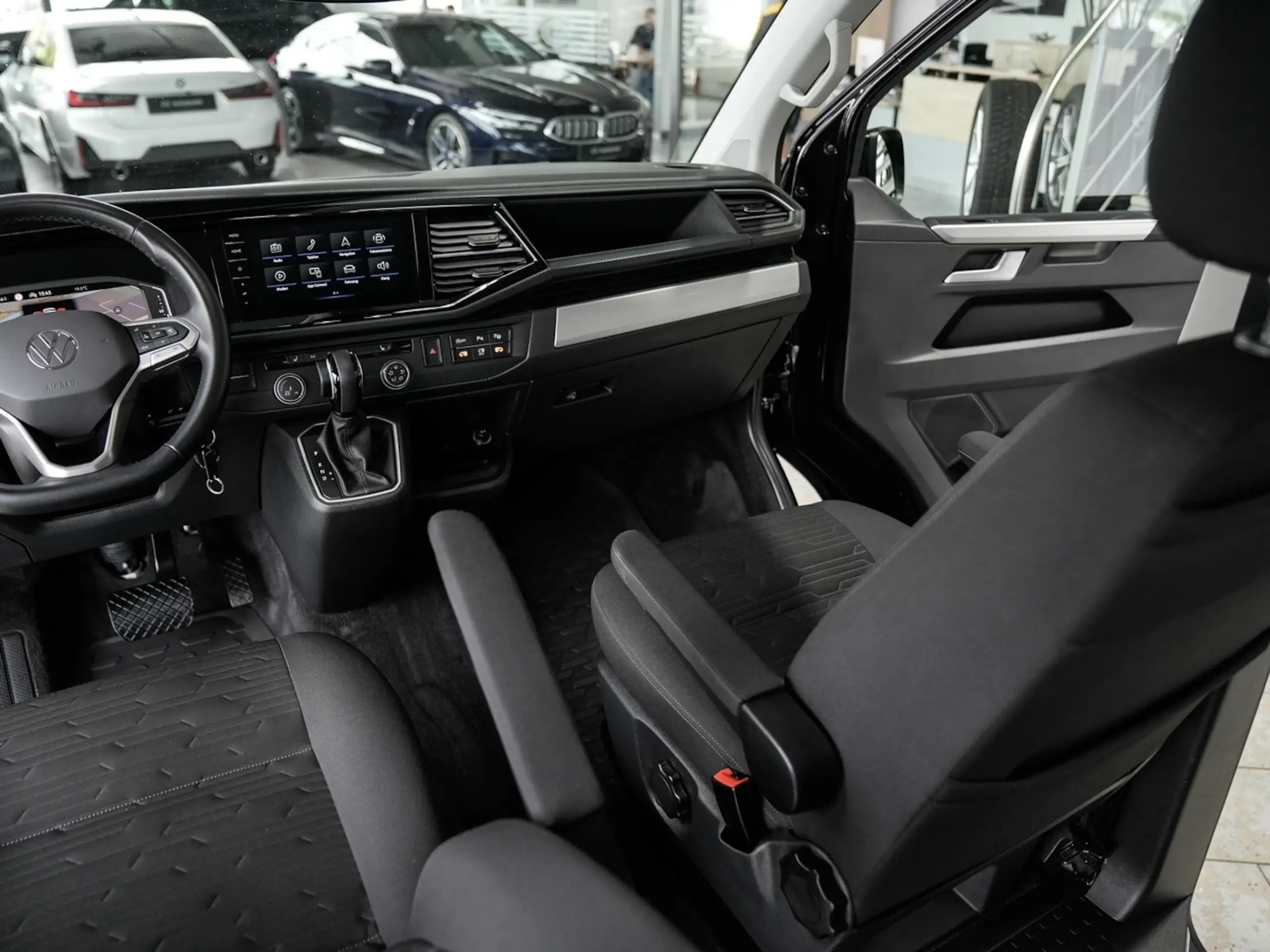 Volkswagen - T6.1 Multivan