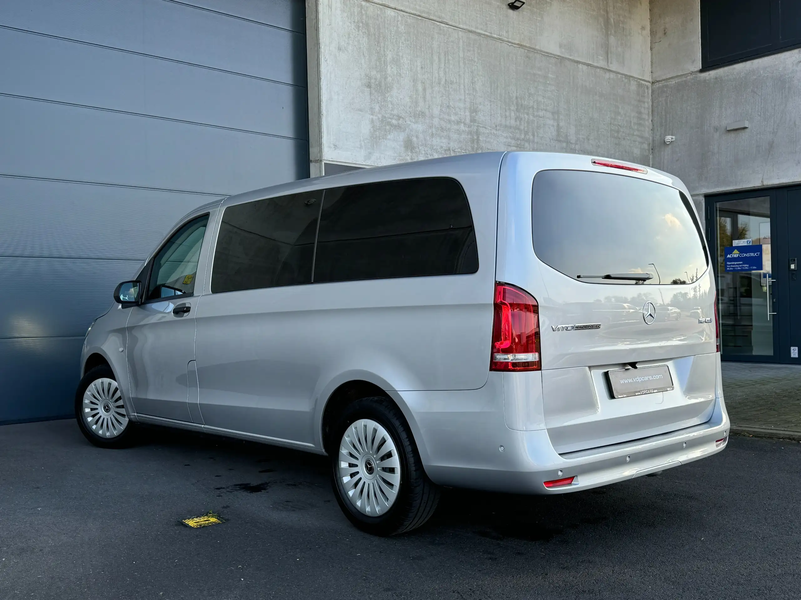 Mercedes-Benz - Vito