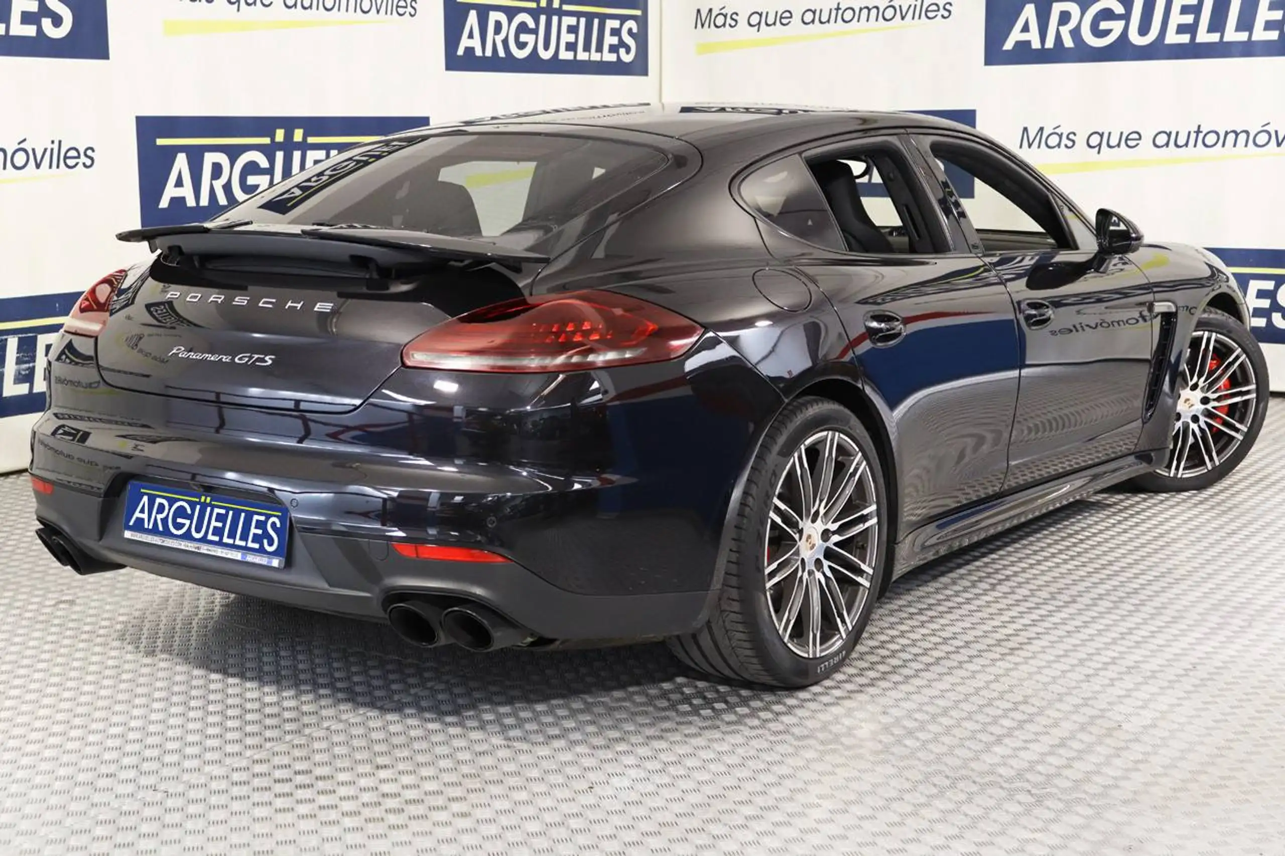 Porsche - Panamera