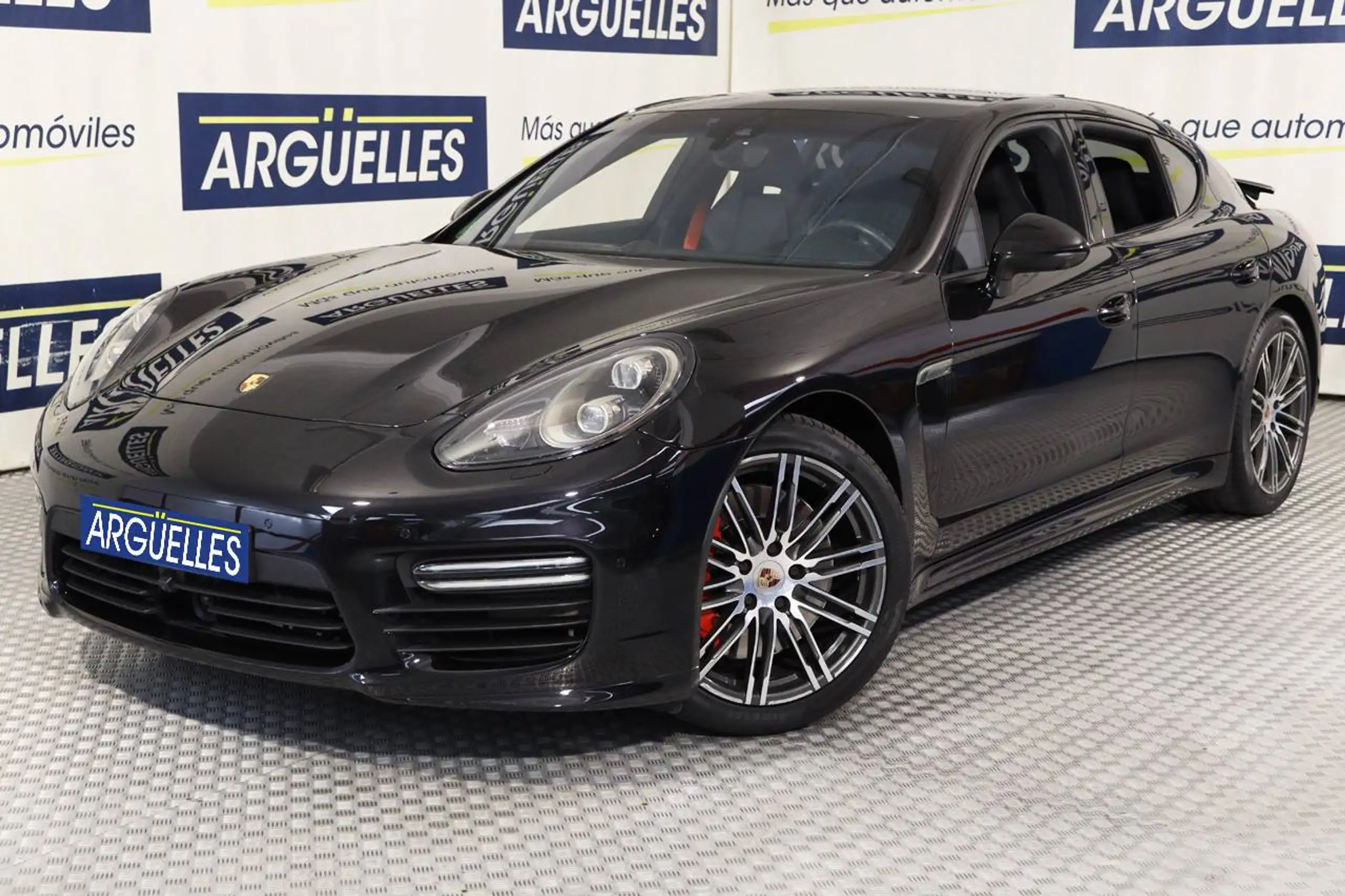 Porsche - Panamera