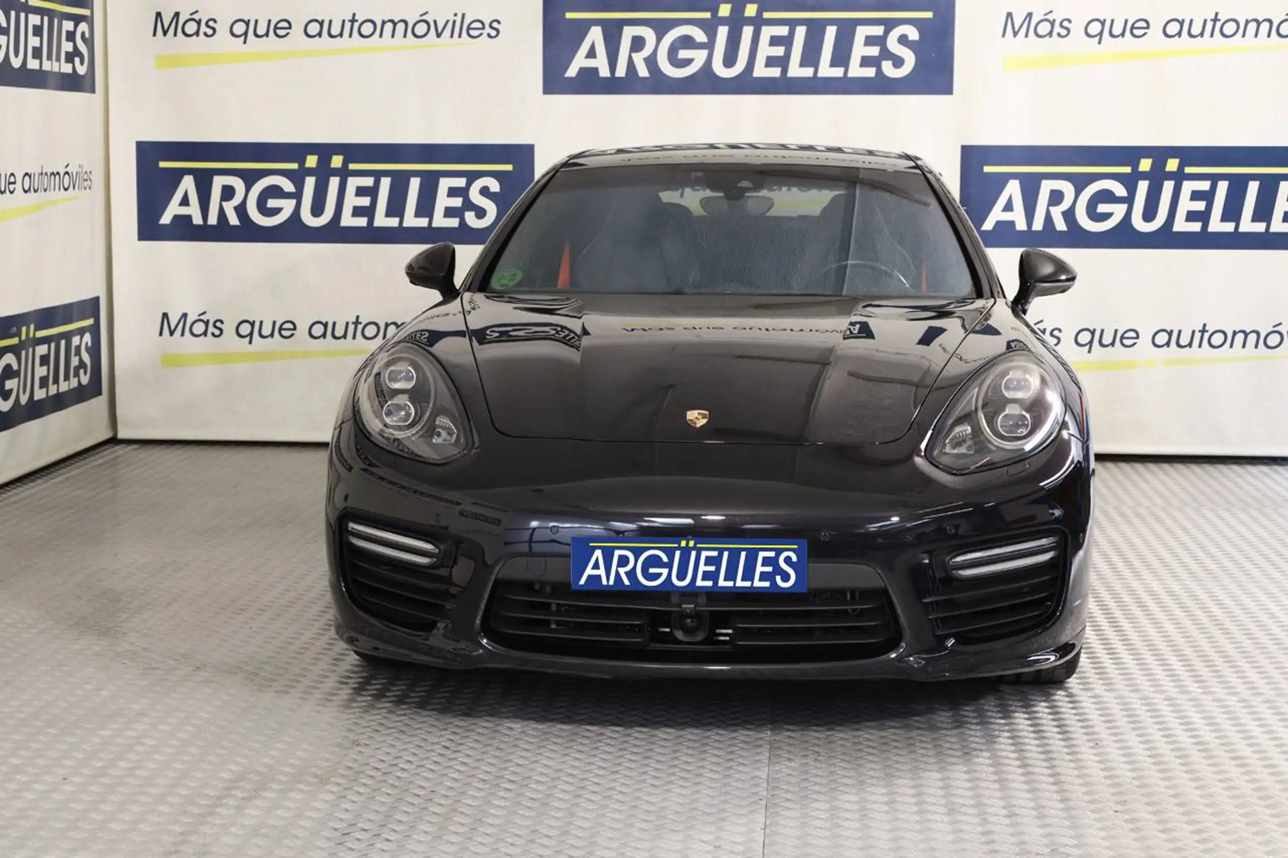 Porsche - Panamera