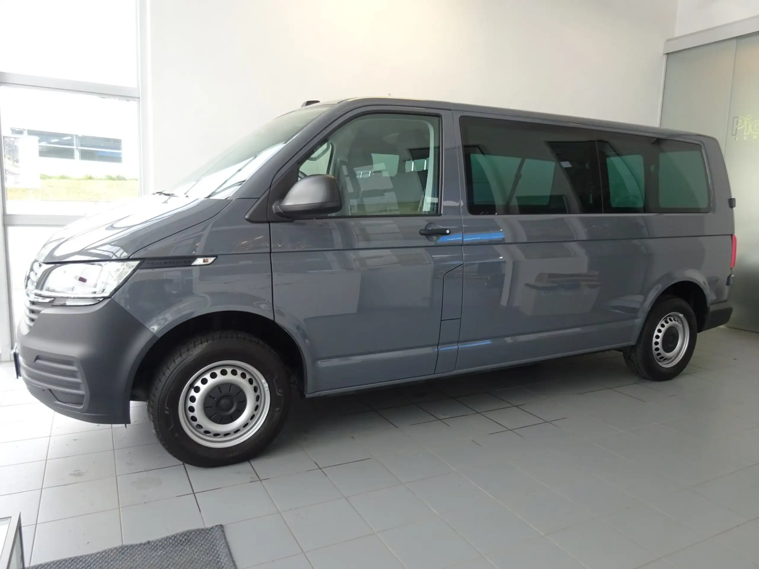 Volkswagen - T6.1 Transporter