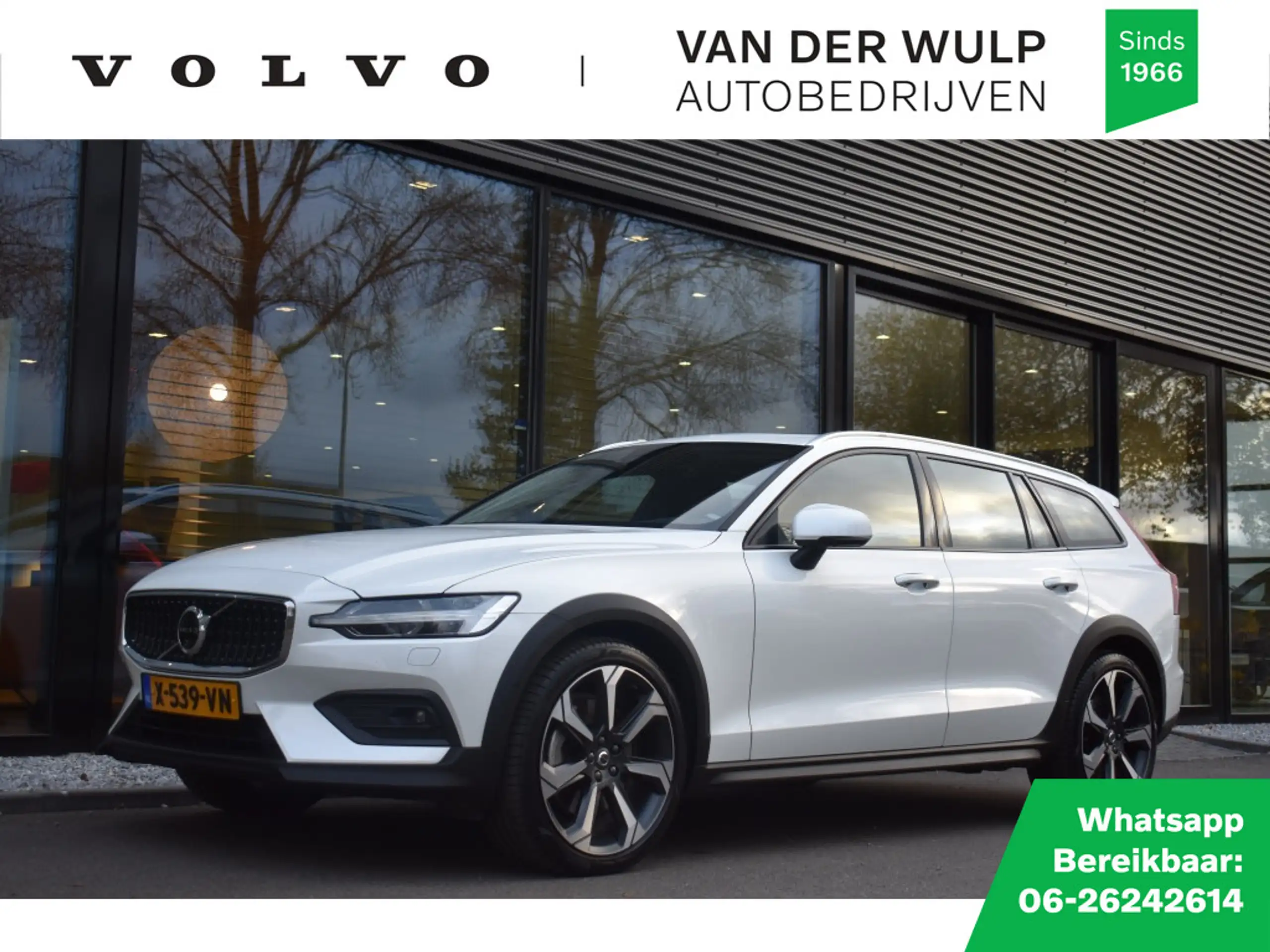 Volvo - V60 Cross Country