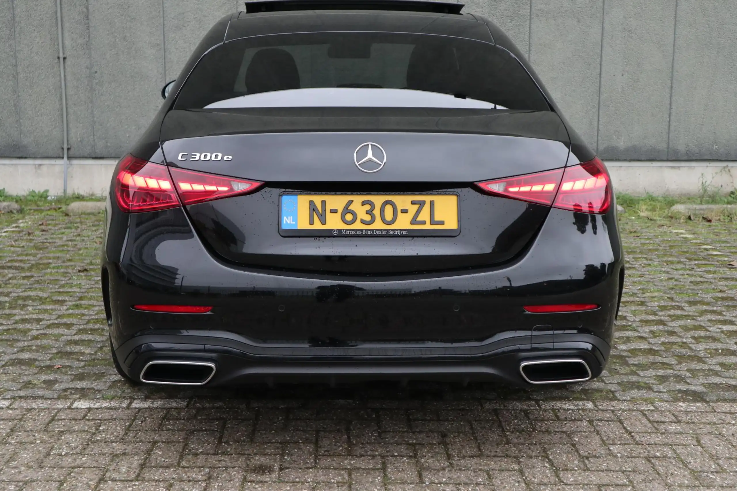 Mercedes-Benz - C 300