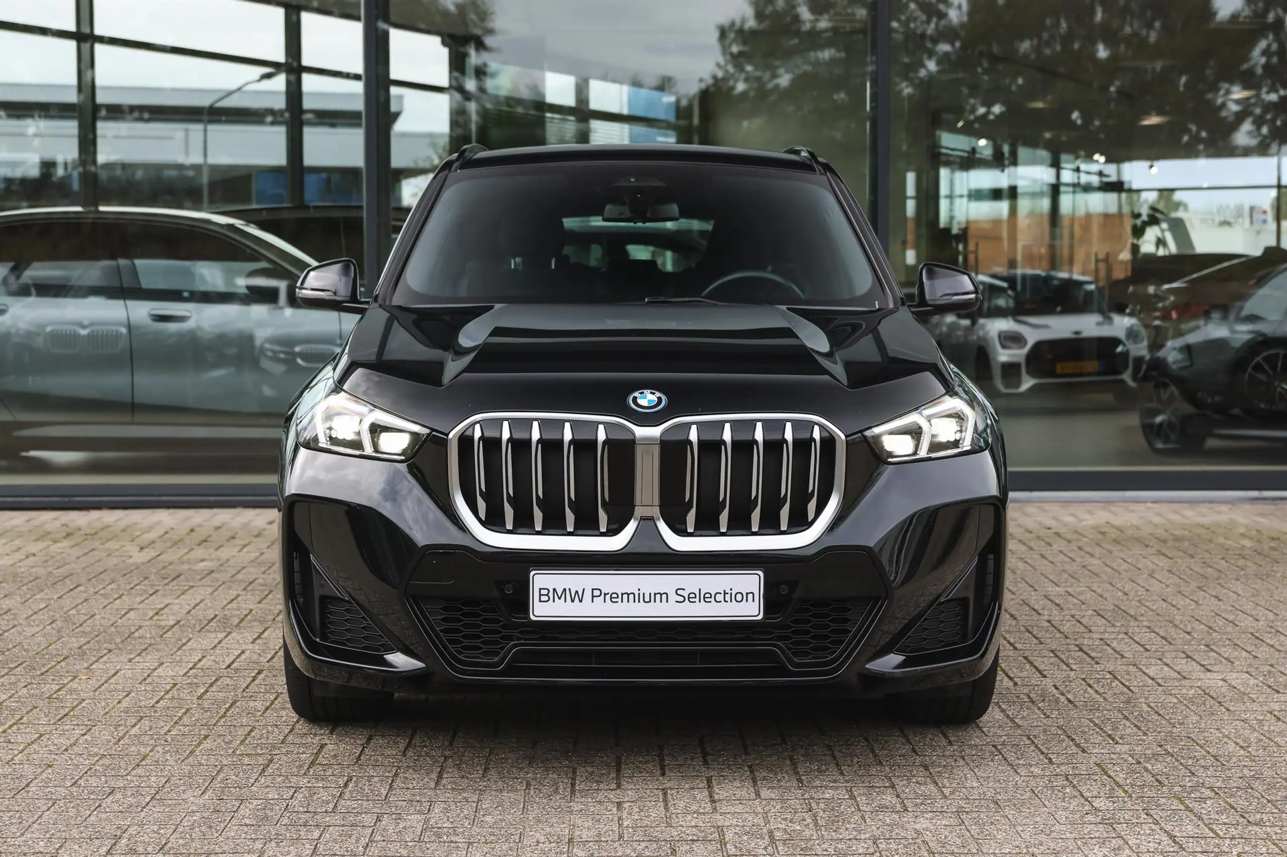 BMW - X1