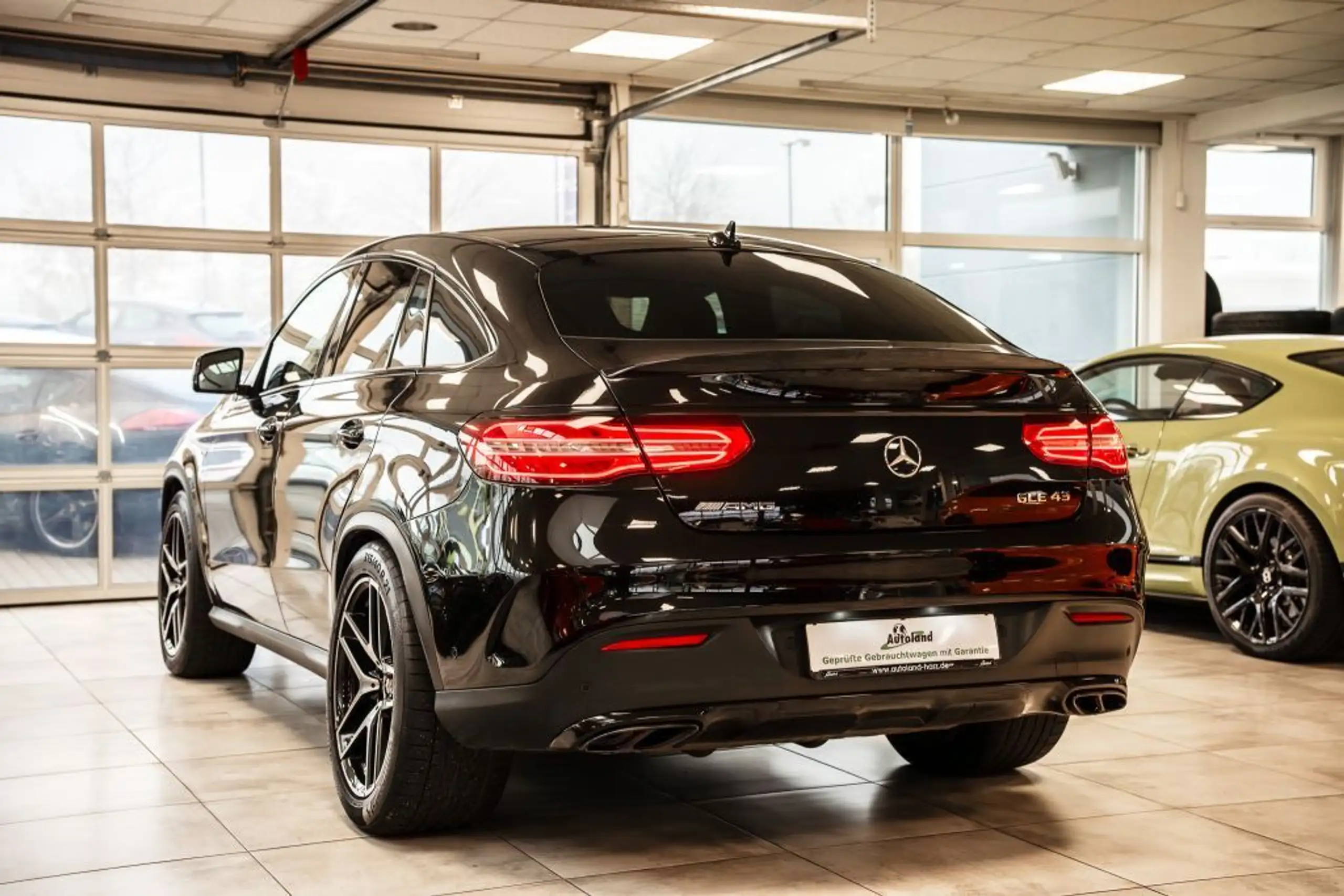 Mercedes-Benz - GLE 43 AMG