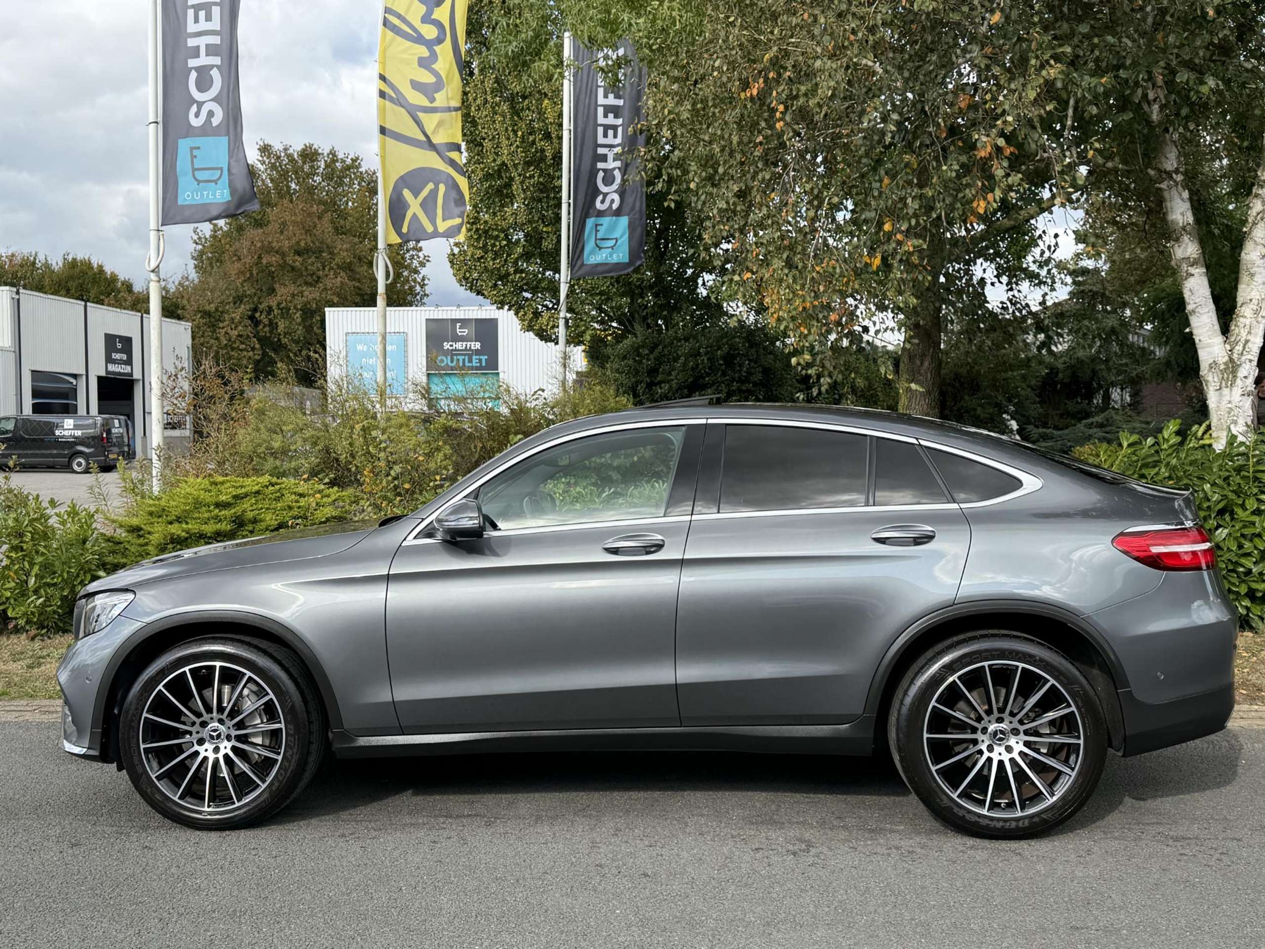 Mercedes-Benz - GLC 250