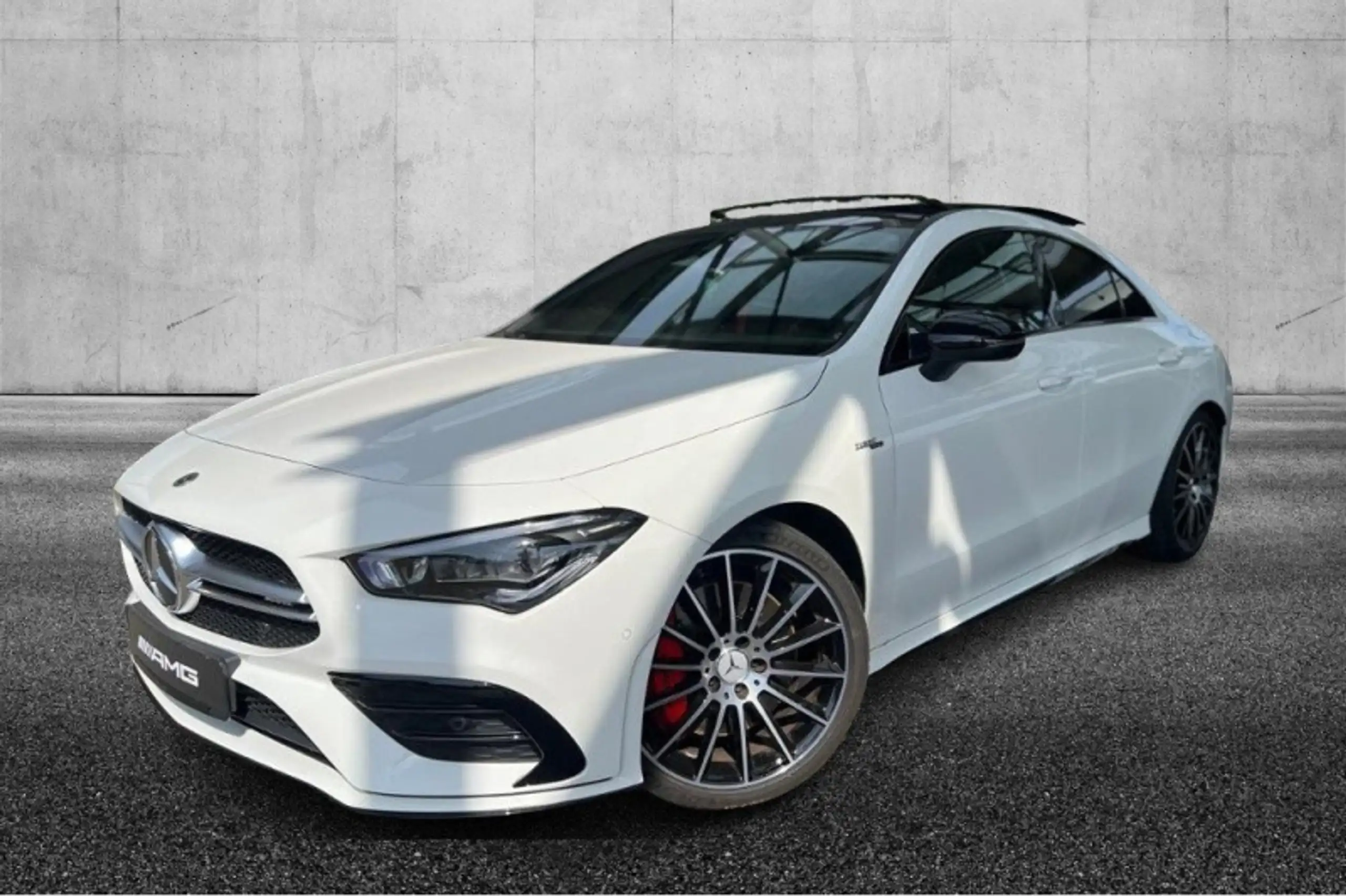 Mercedes-Benz - CLA 35 AMG